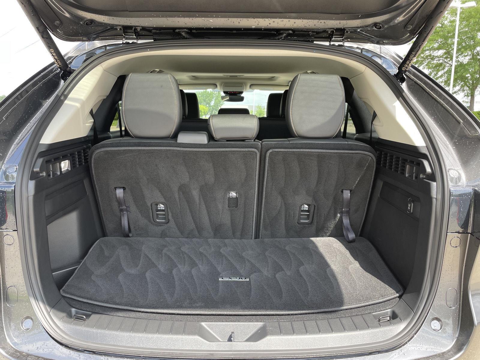 Vehicle photo 36
