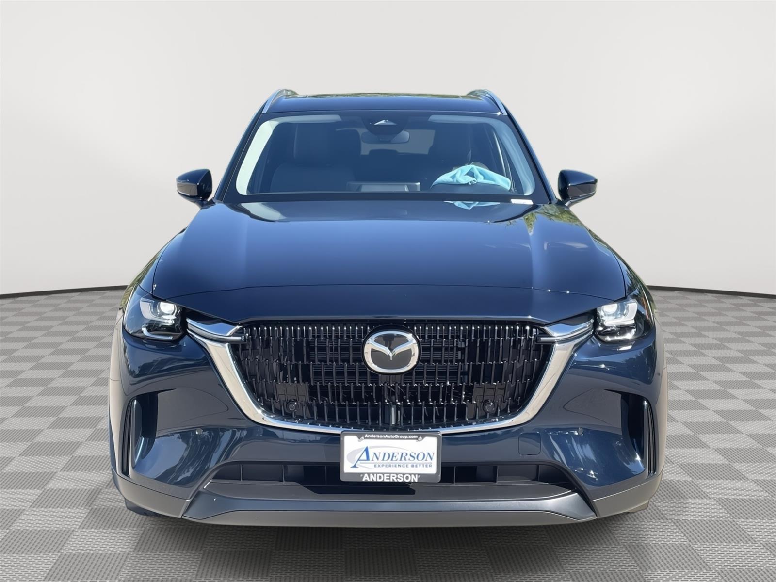 Vehicle photo 4