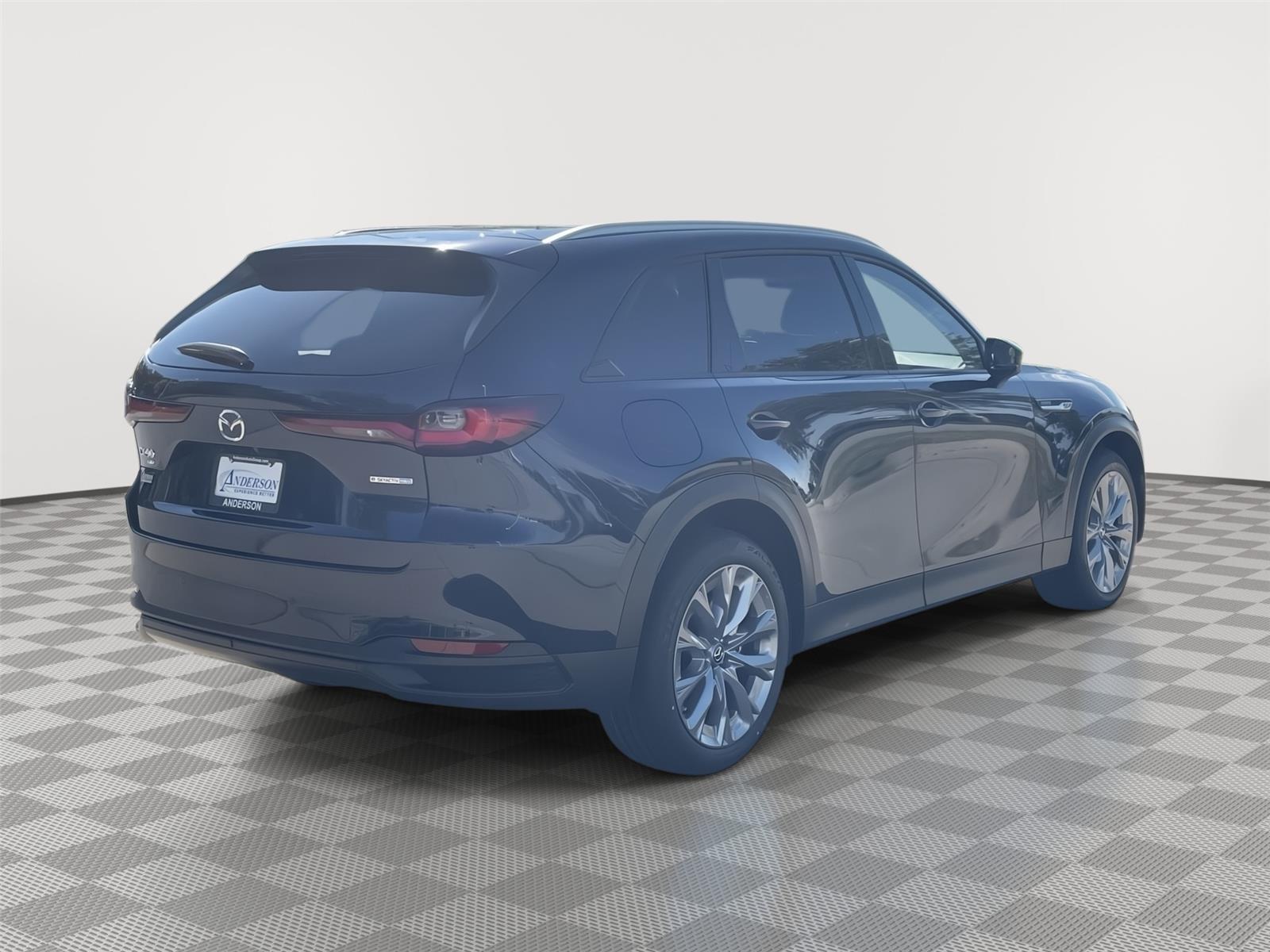 Vehicle photo 7