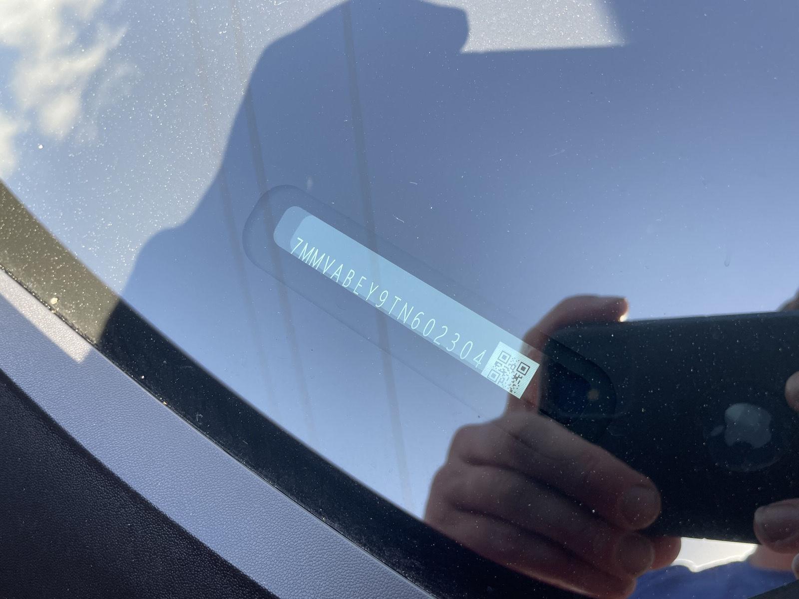 Vehicle photo 36