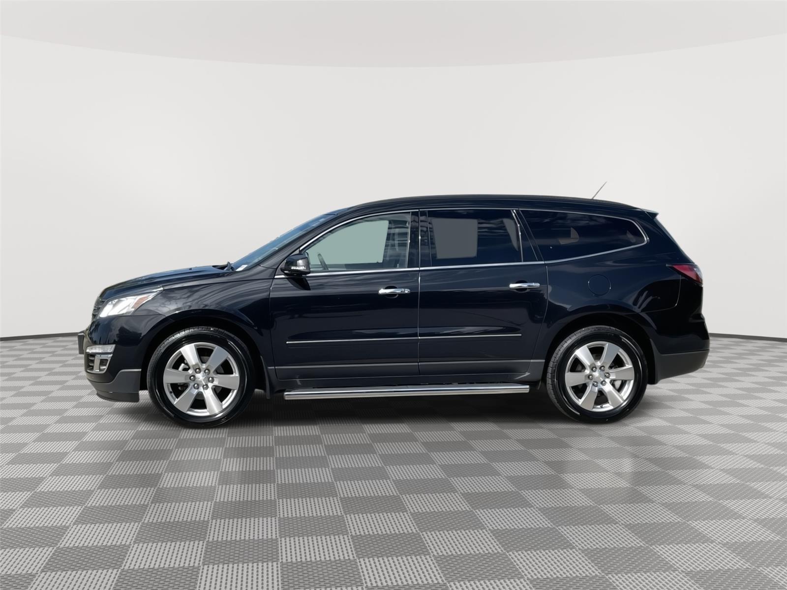 Used 2014 Chevrolet Traverse for sale in Lincoln NE