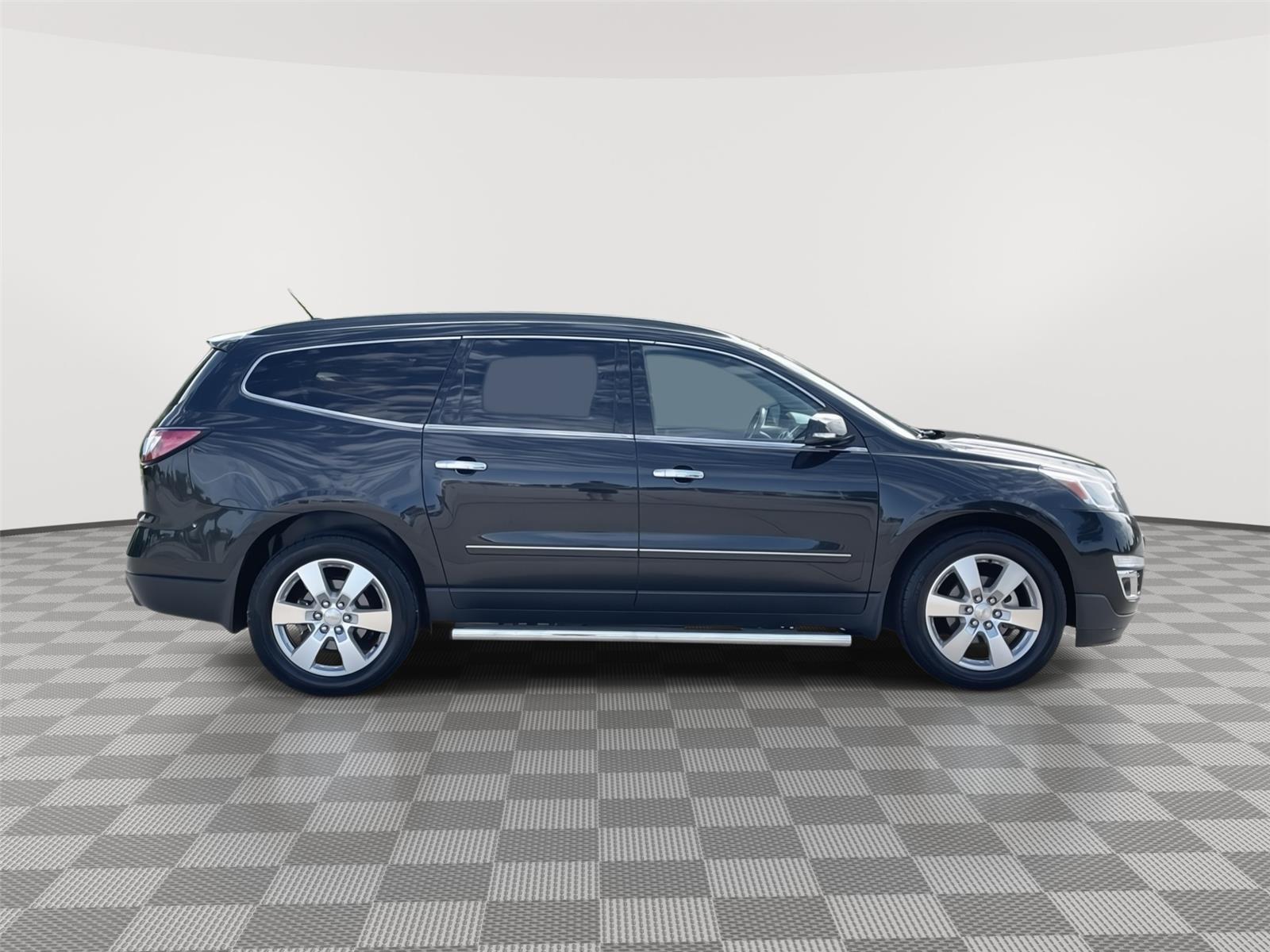 Used 2014 Chevrolet Traverse for sale in Lincoln NE