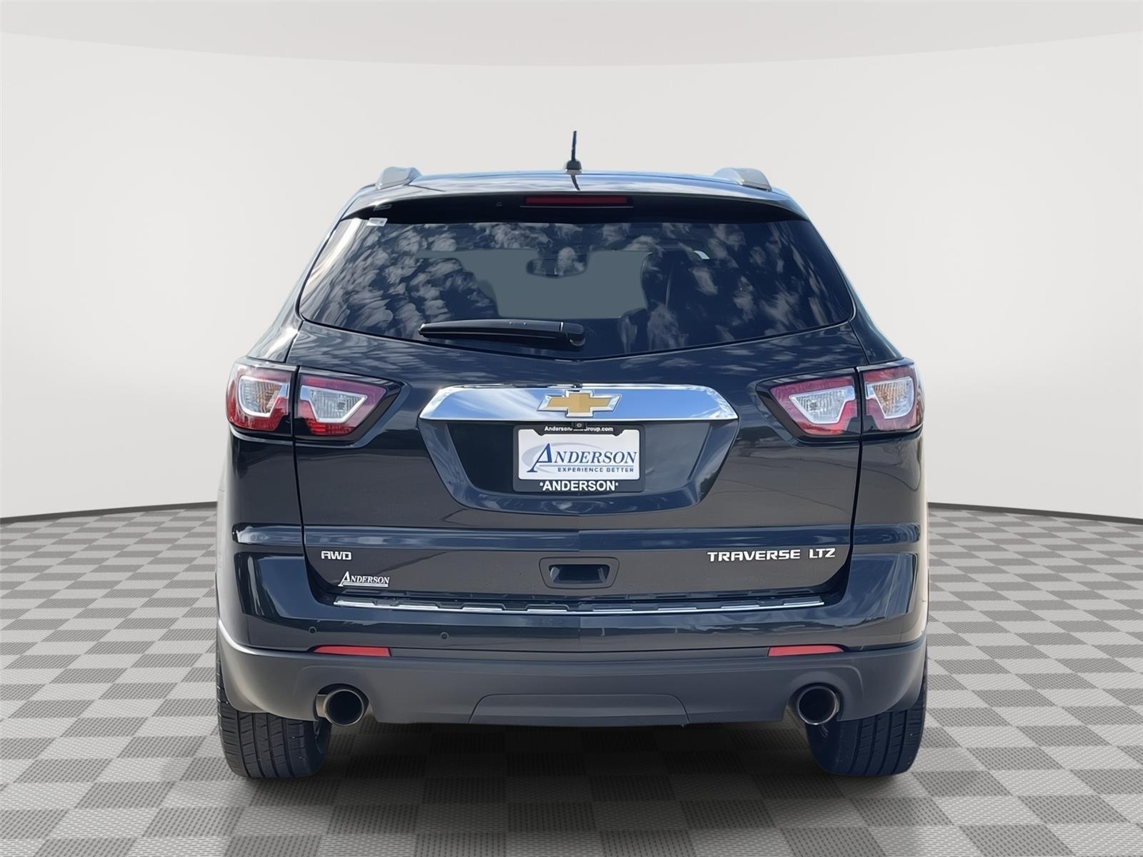 Used 2014 Chevrolet Traverse for sale in Lincoln NE
