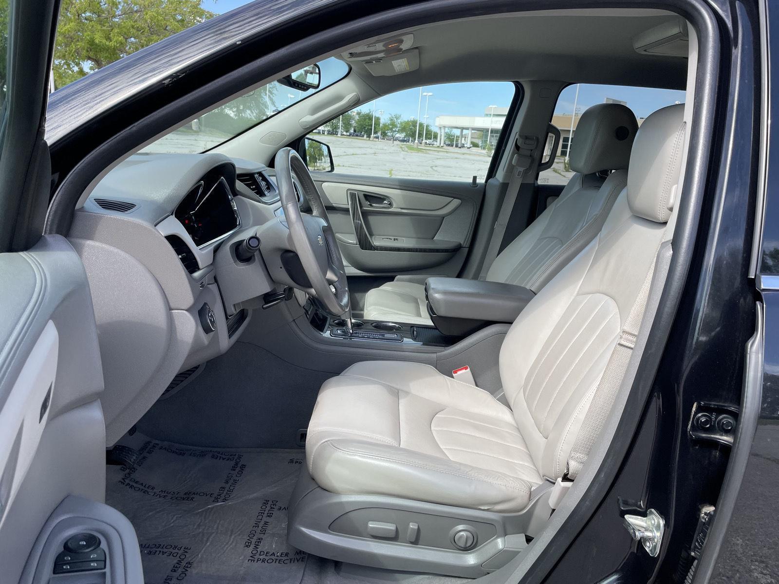 Used 2014 Chevrolet Traverse for sale in Lincoln NE