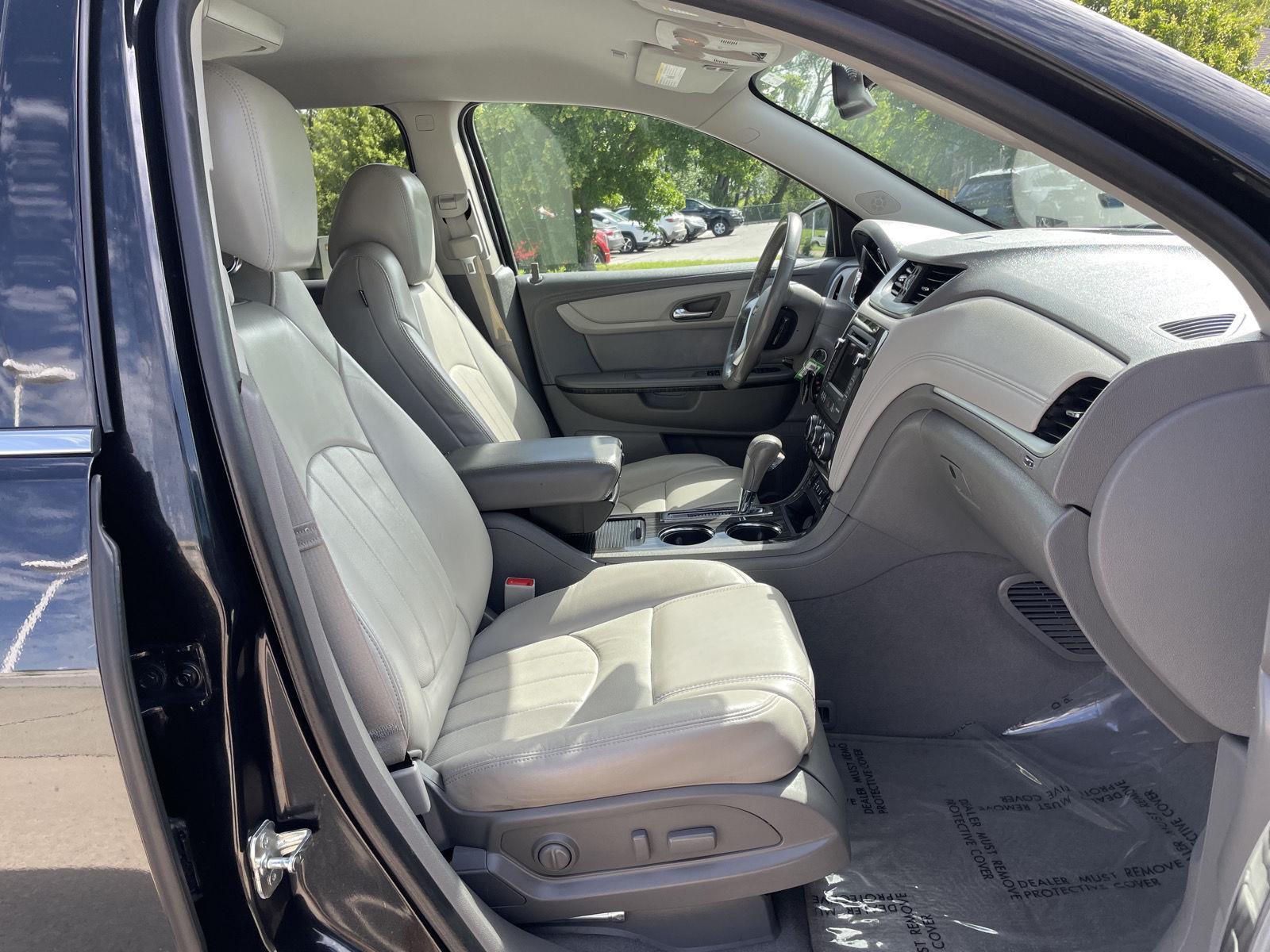 Used 2014 Chevrolet Traverse for sale in Lincoln NE