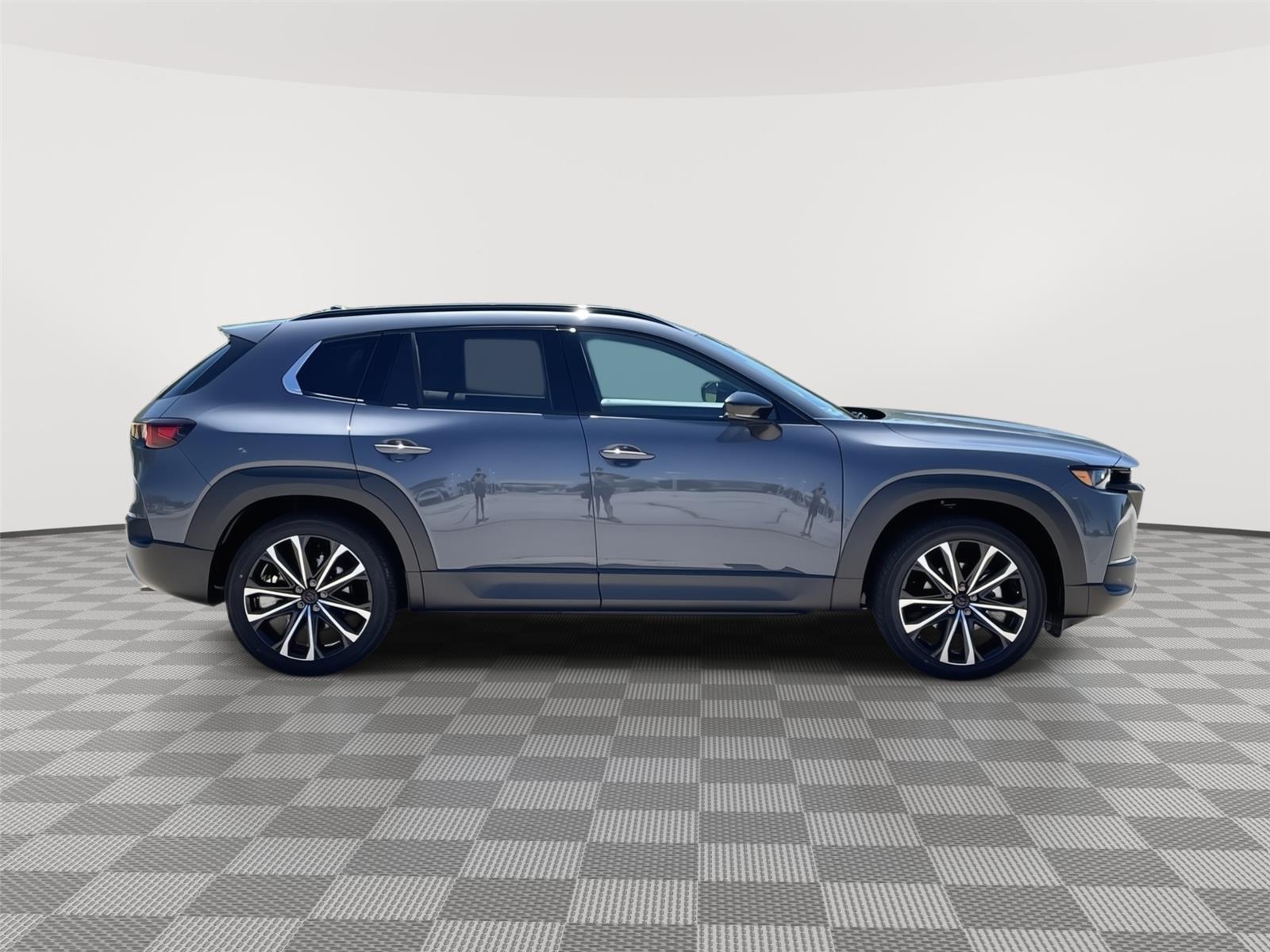 Vehicle photo 6