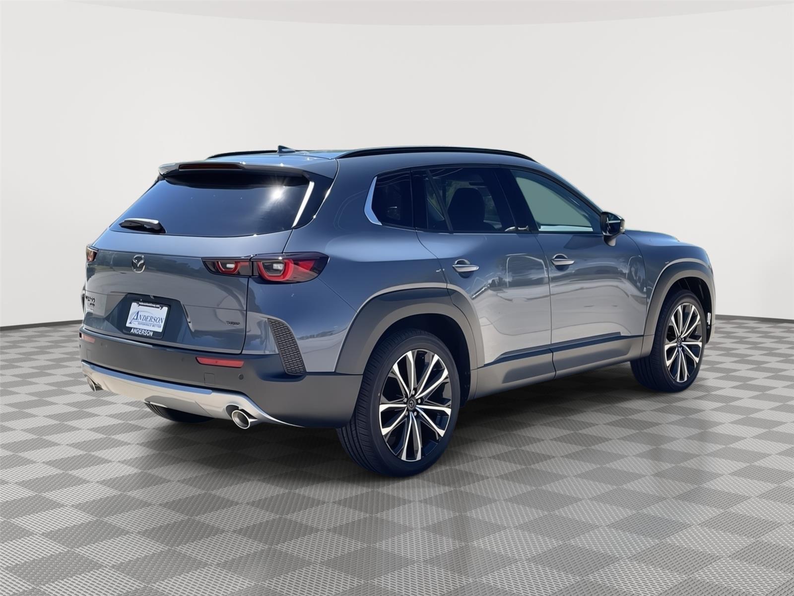 Vehicle photo 7