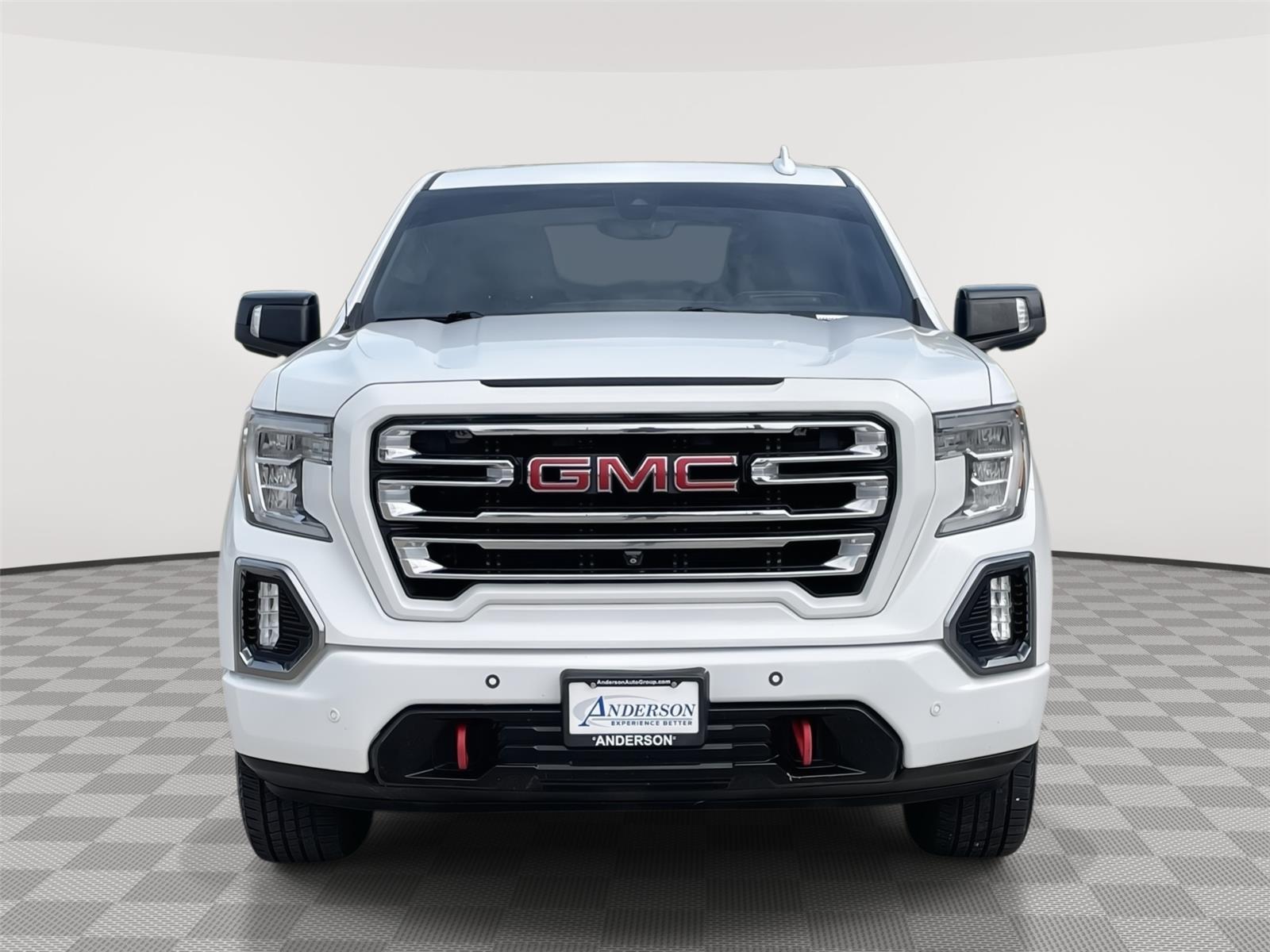 Vehicle photo 4