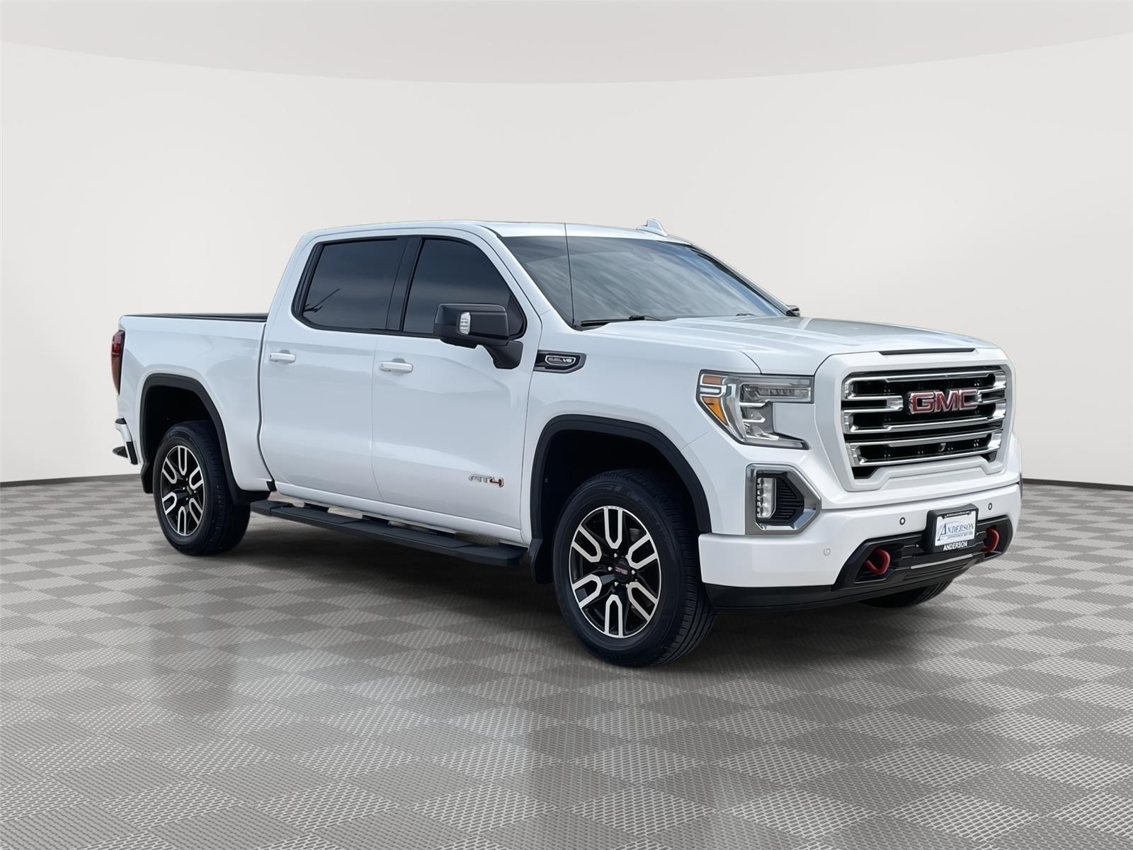 Vehicle photo 5