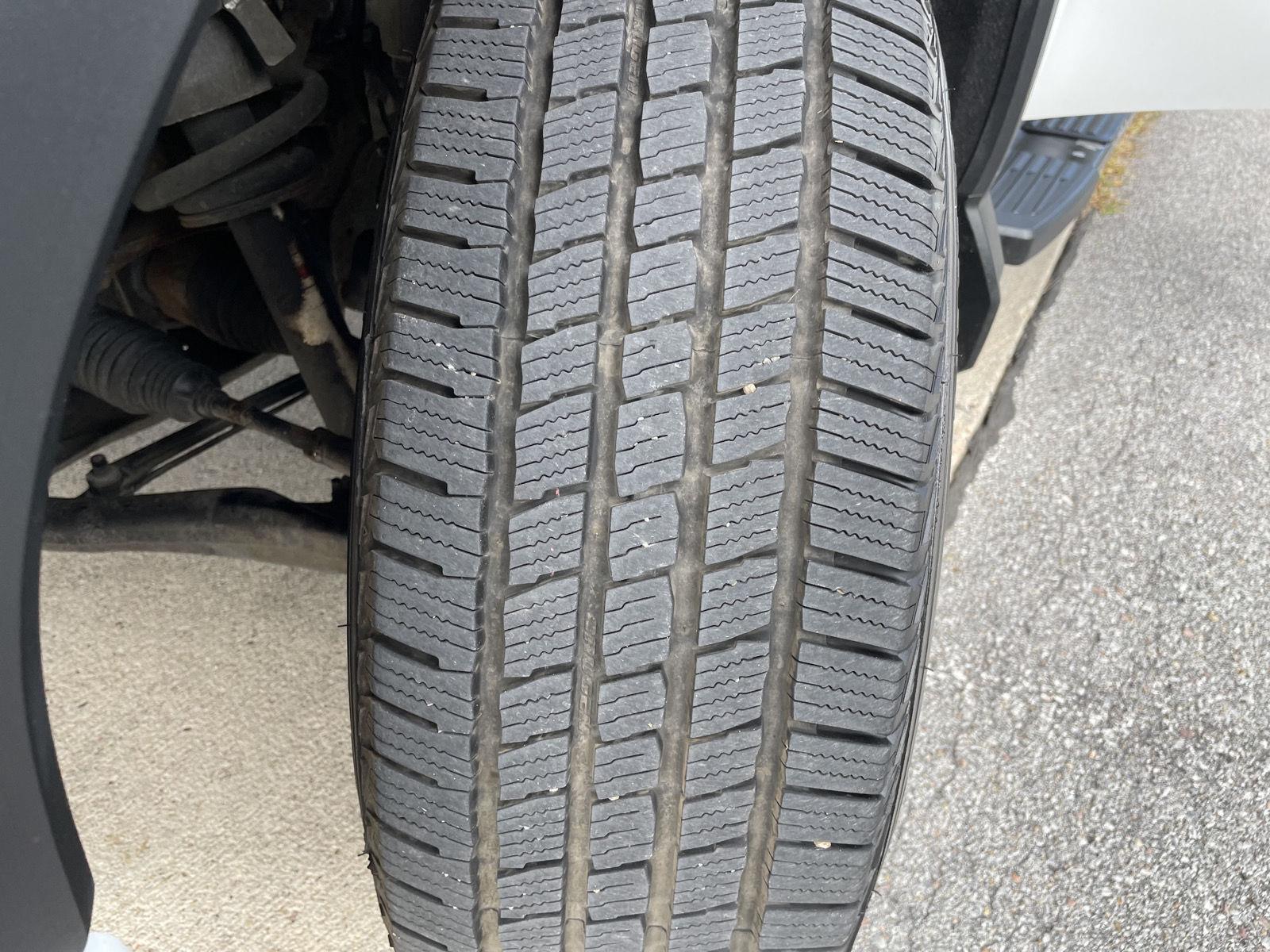 Vehicle photo 11