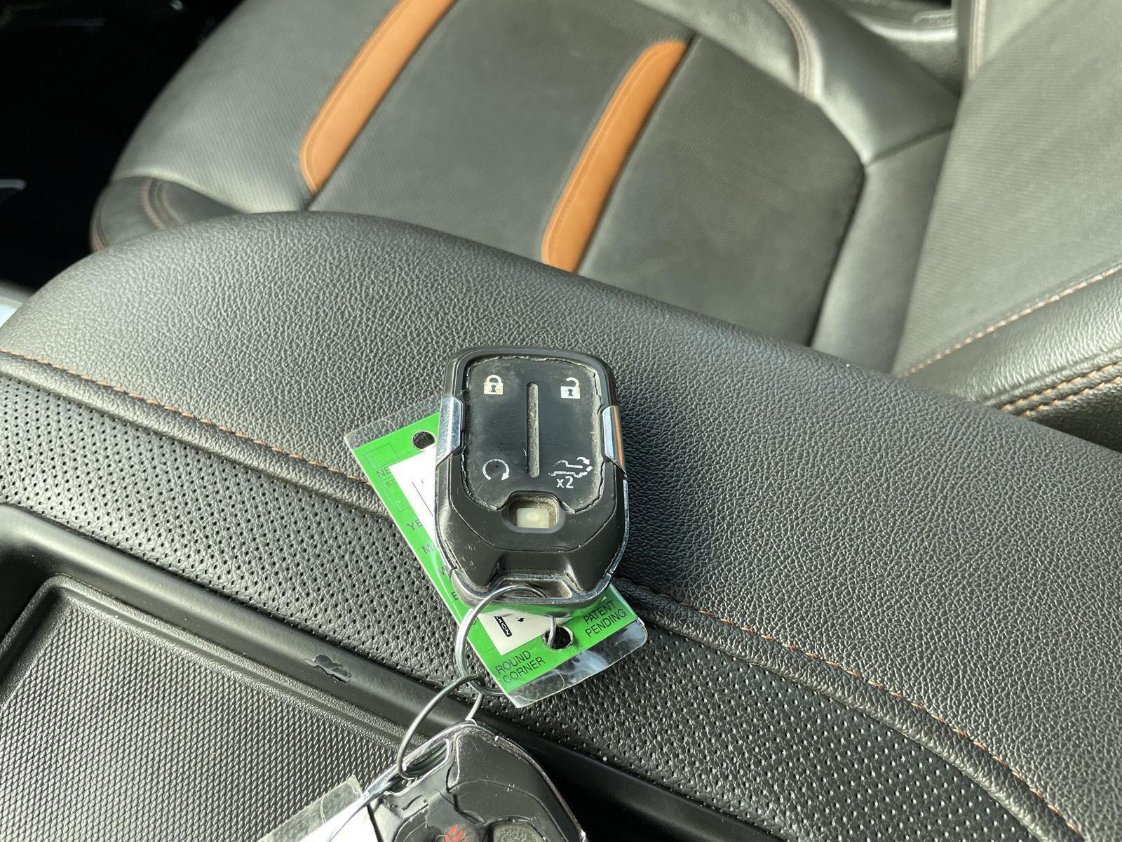 Vehicle photo 45