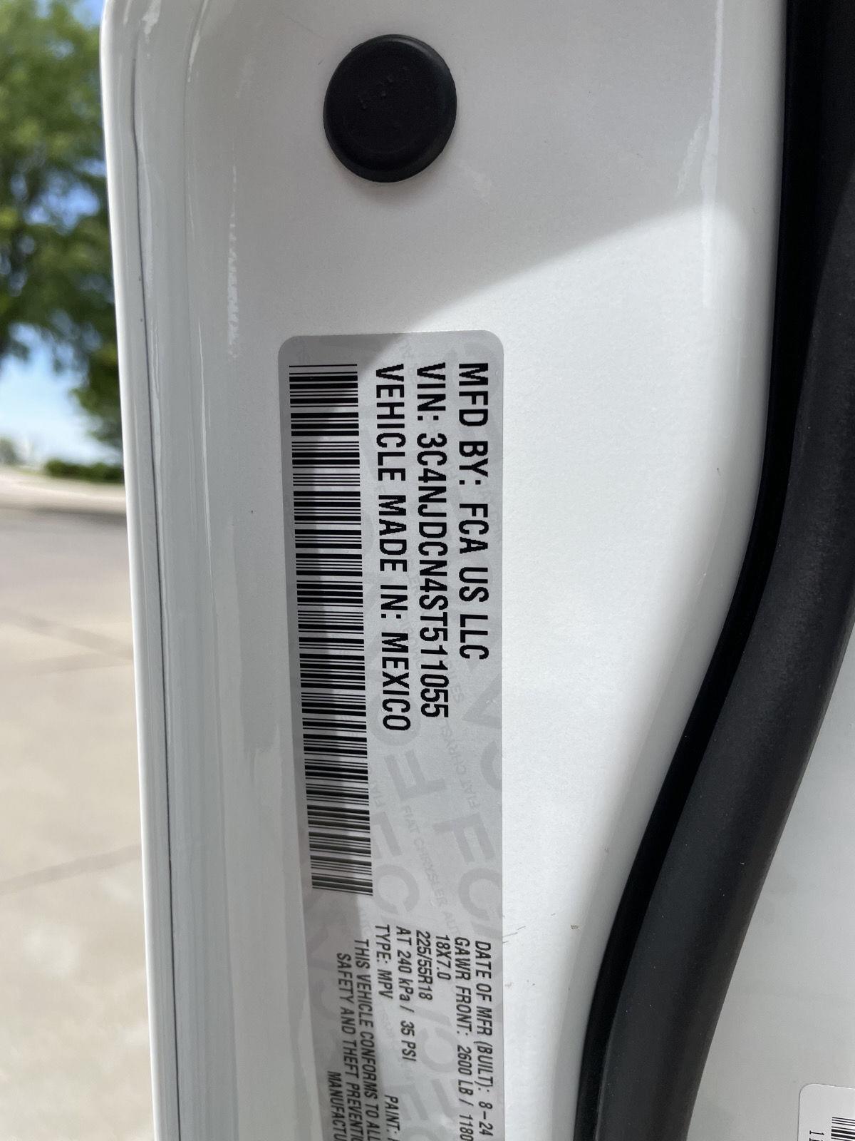 Vehicle photo 31