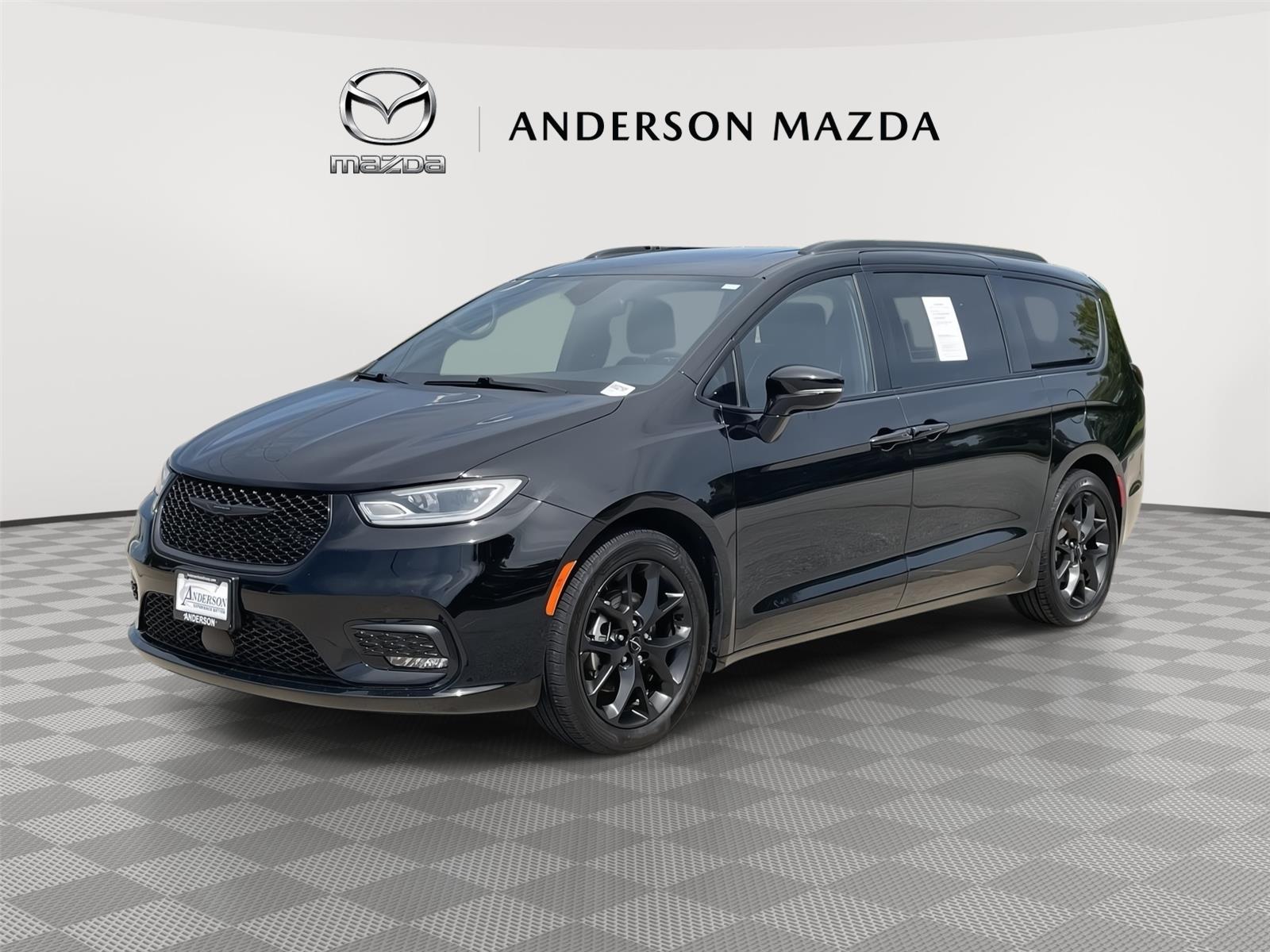 Vehicle photo 1