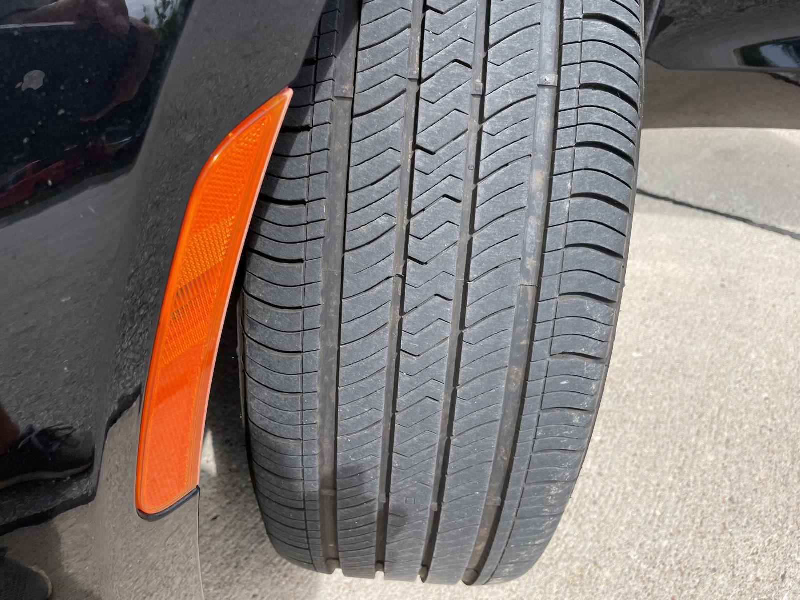 Vehicle photo 11