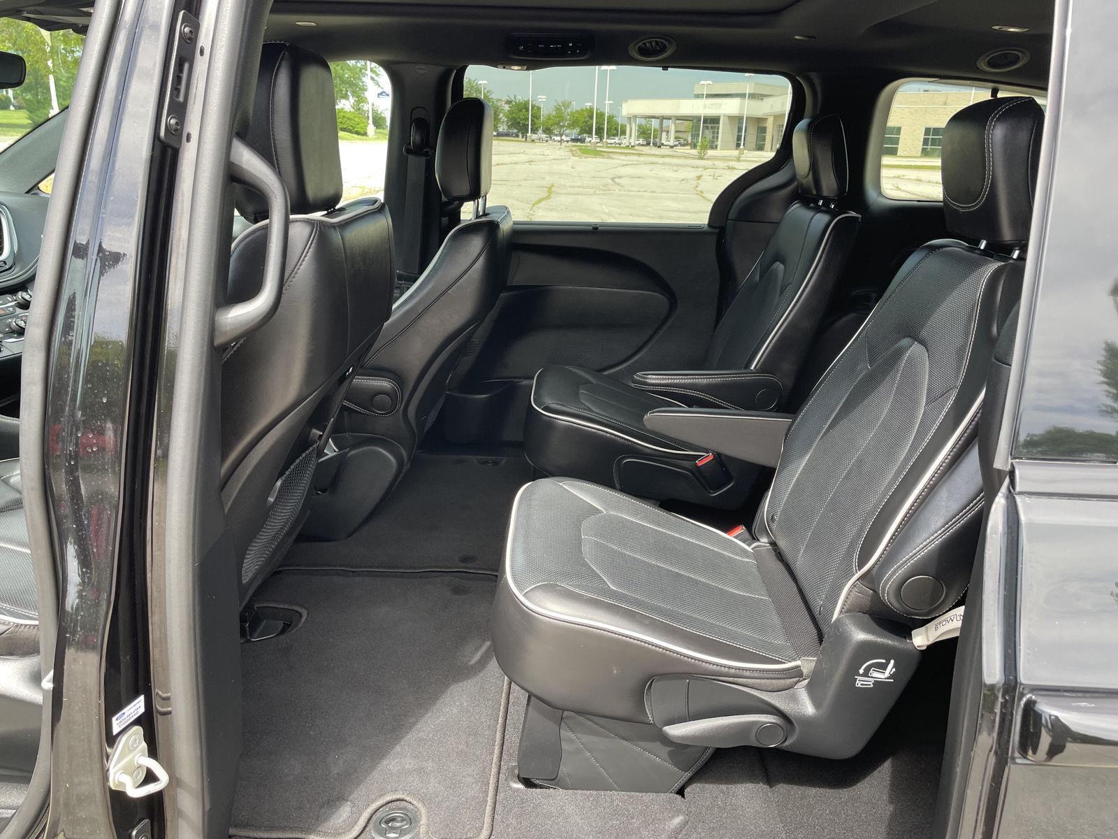 Vehicle photo 20