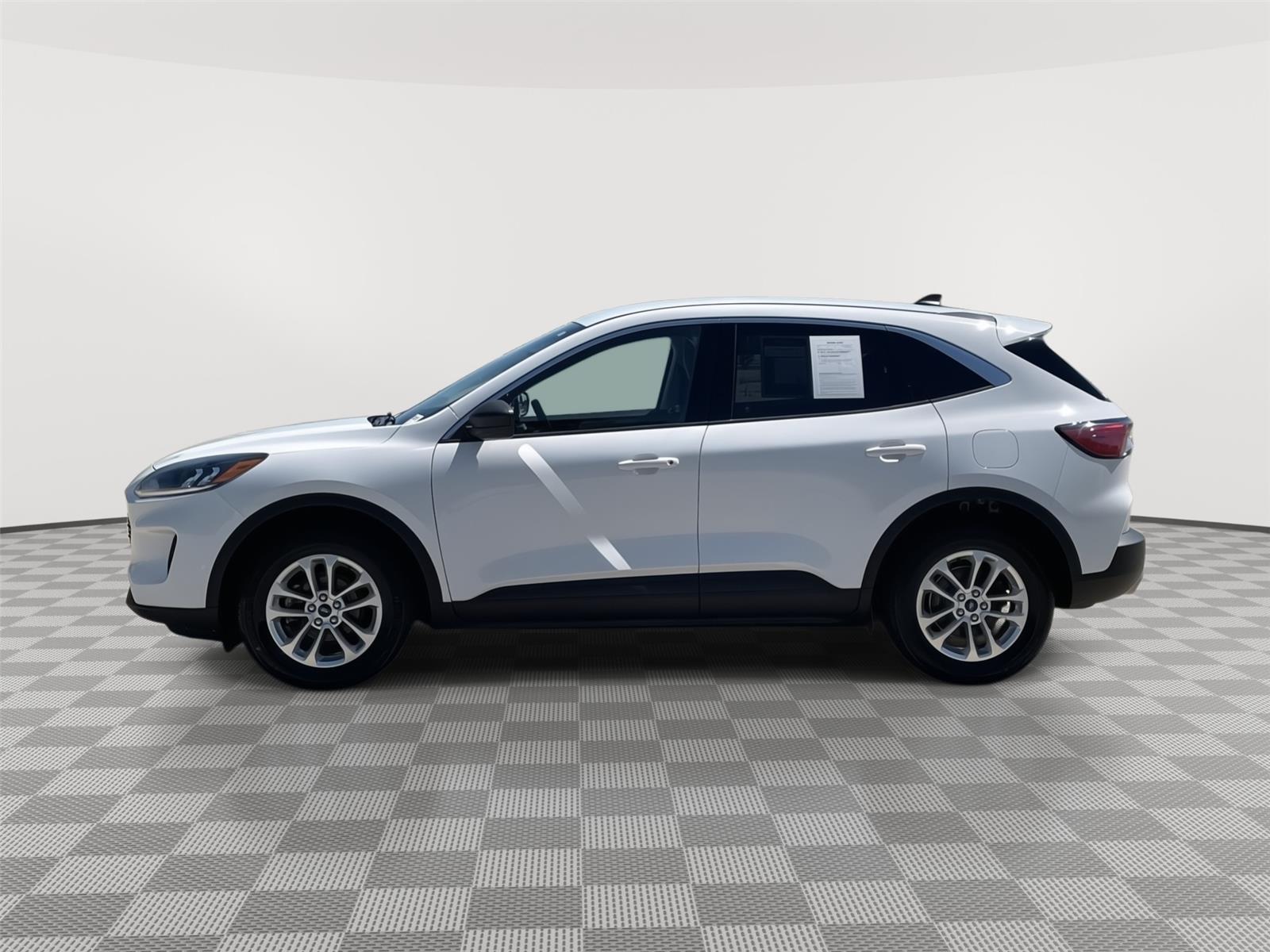 Pre-Owned 2022 Ford Escape for sale in Lincoln NE