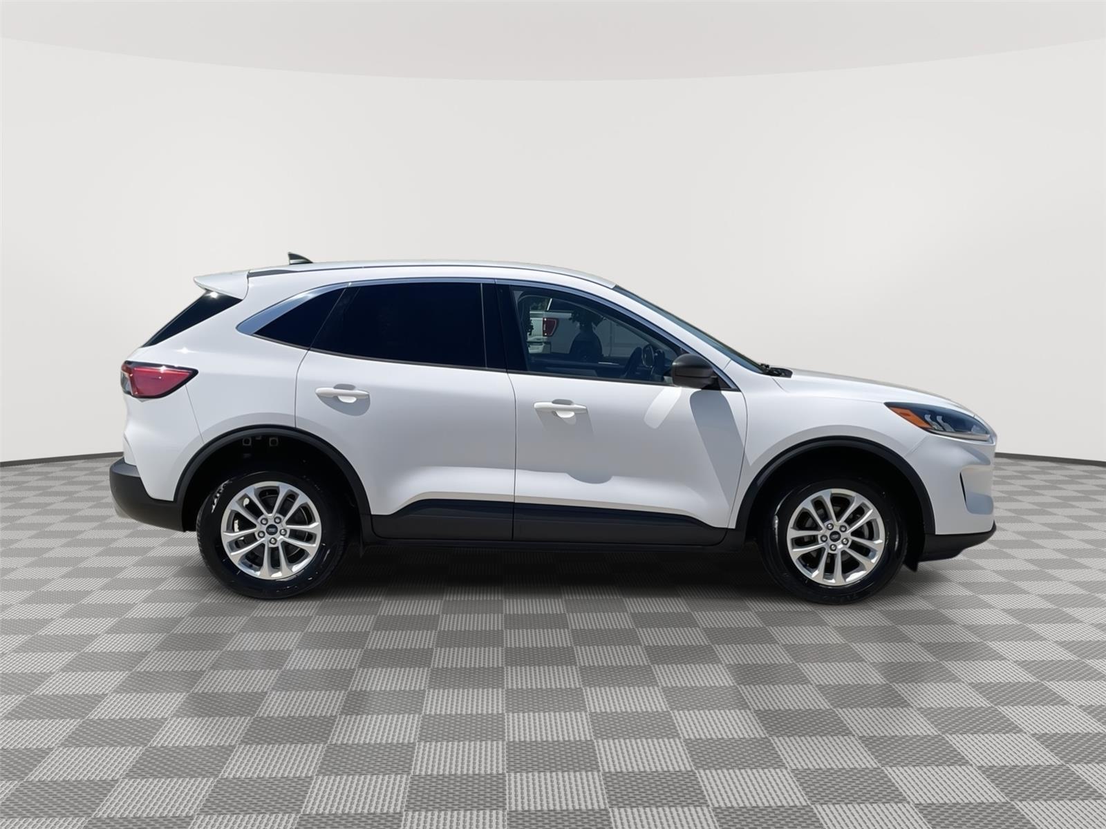 Pre-Owned 2022 Ford Escape for sale in Lincoln NE