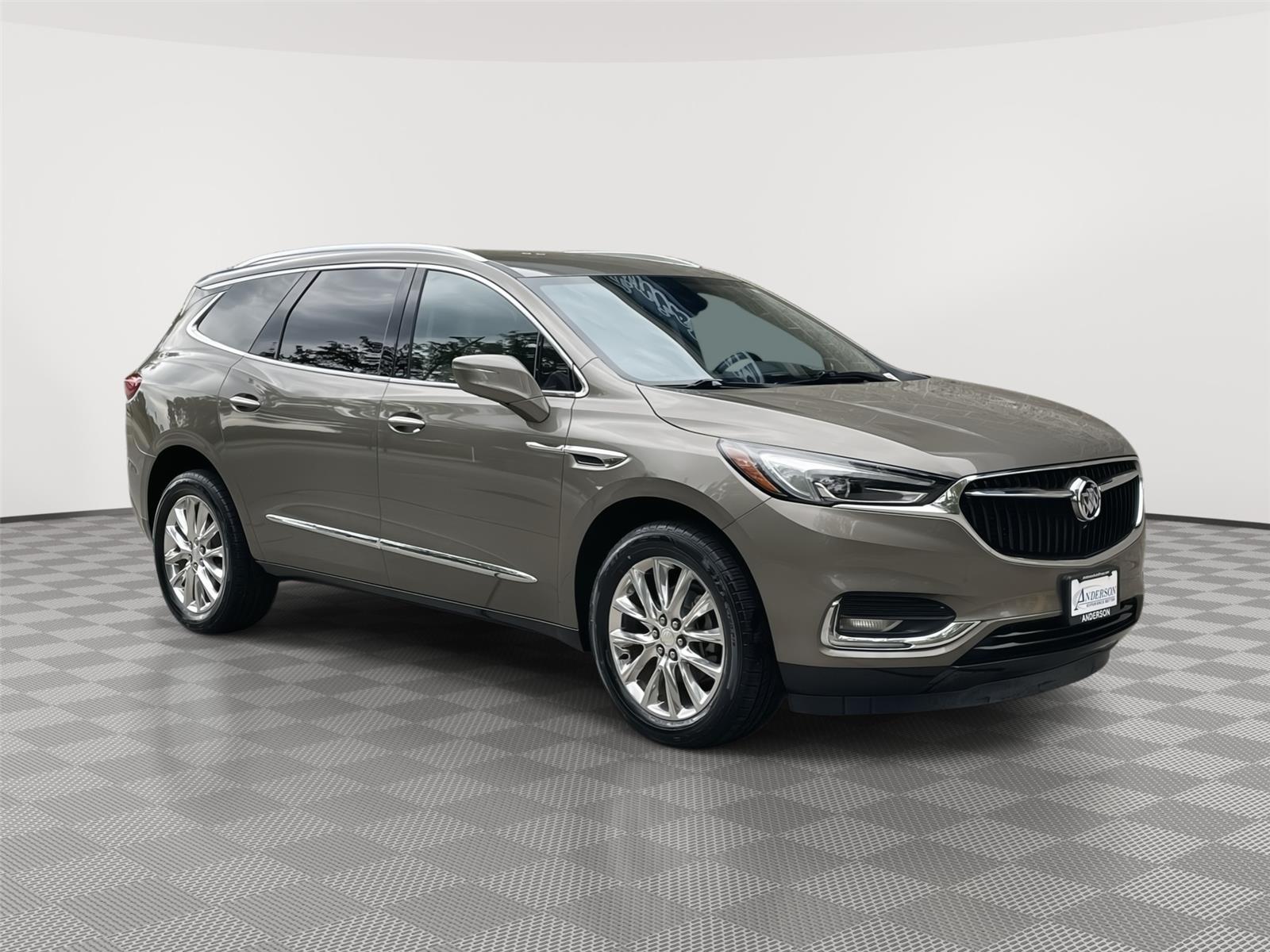 Vehicle photo 5