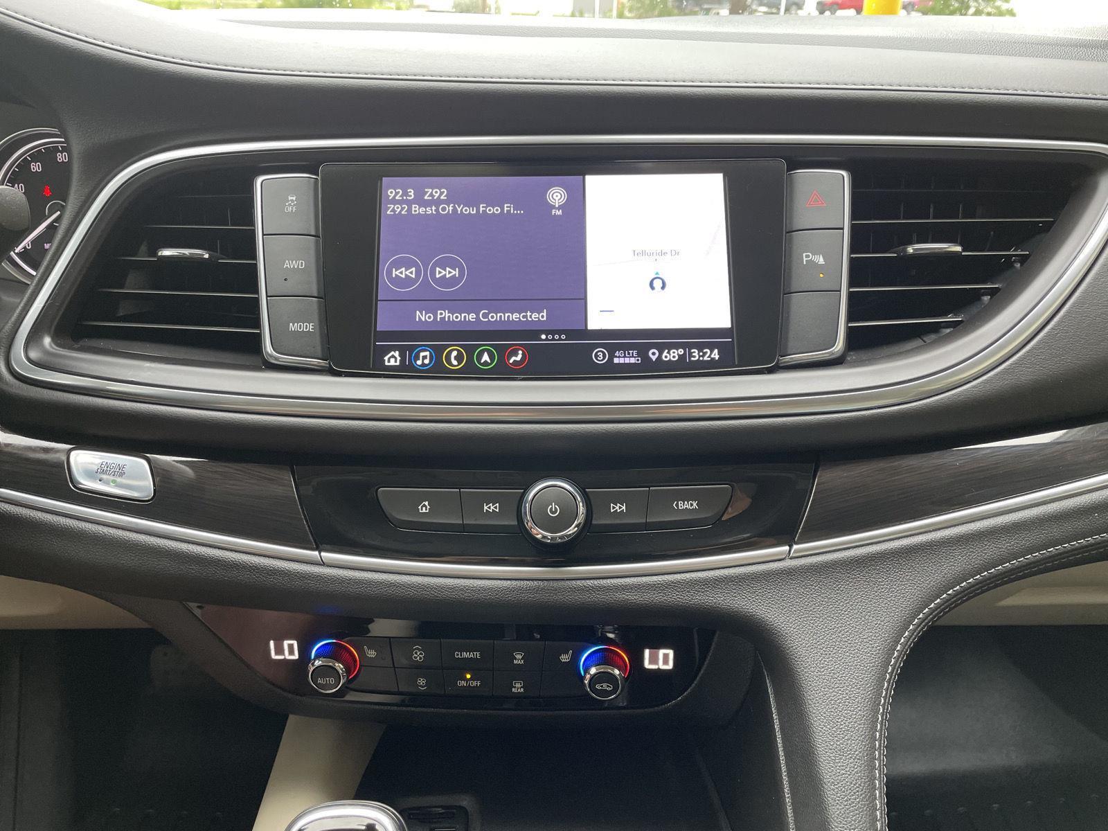 Vehicle photo 25