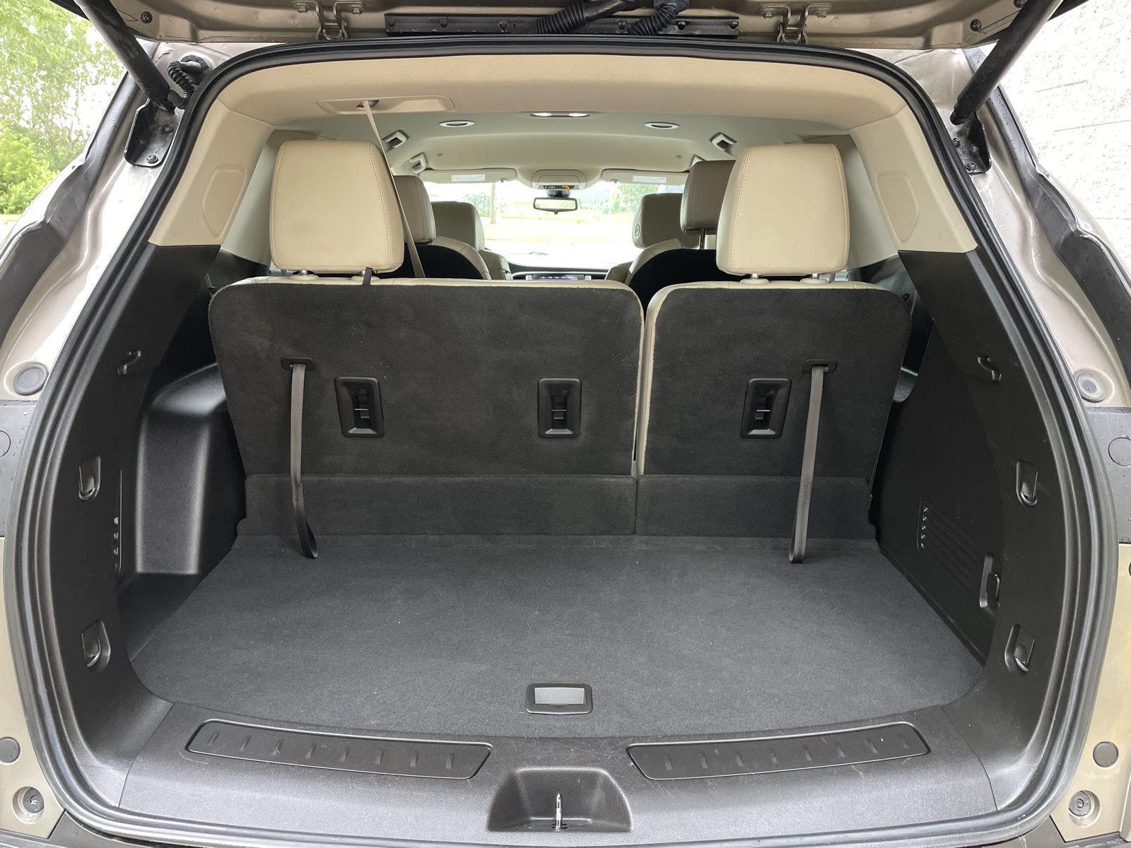 Vehicle photo 39