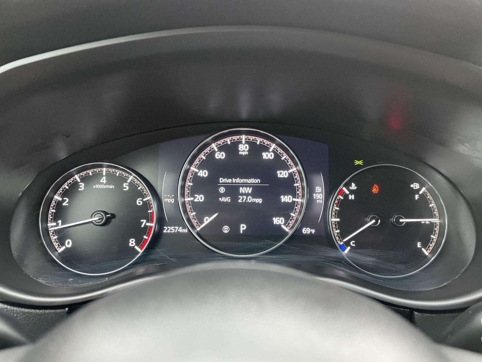 Vehicle photo 15