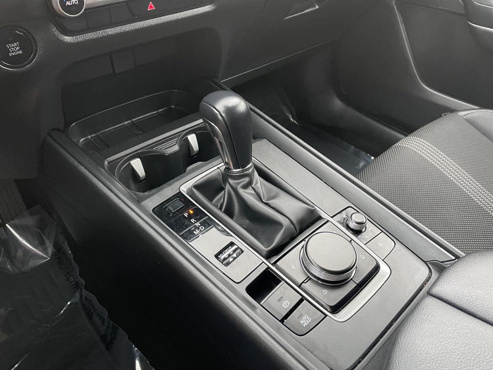 Vehicle photo 27