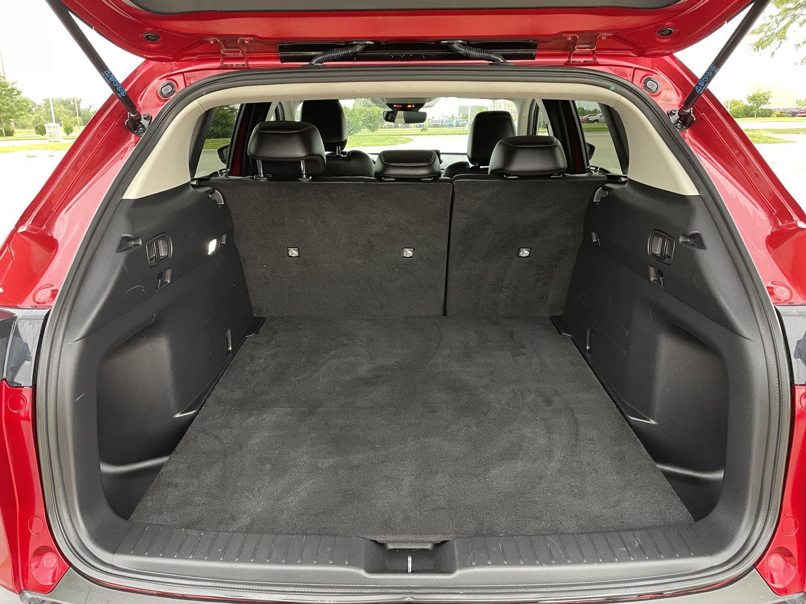 Vehicle photo 32