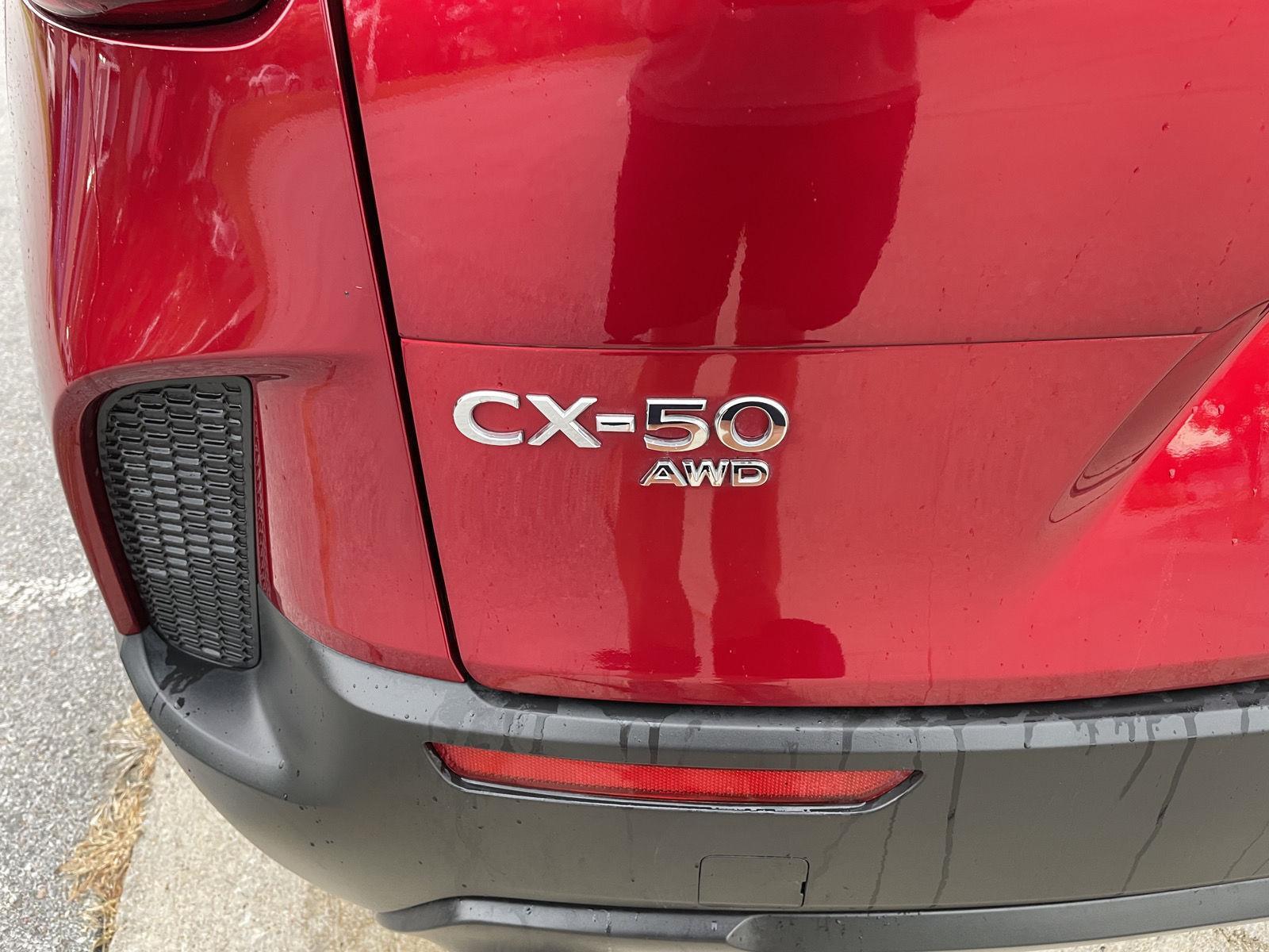 Vehicle photo 33