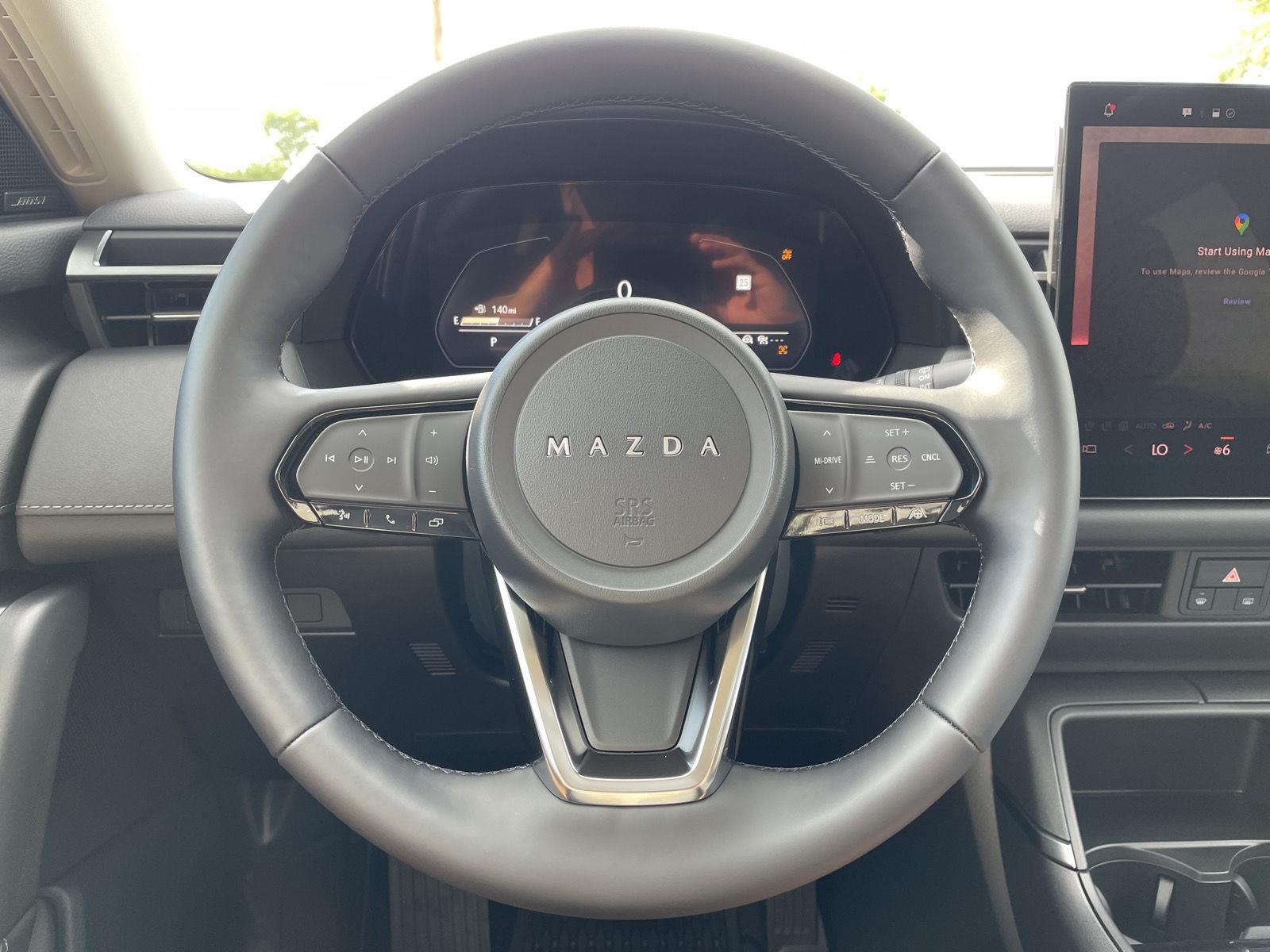 Vehicle photo 11
