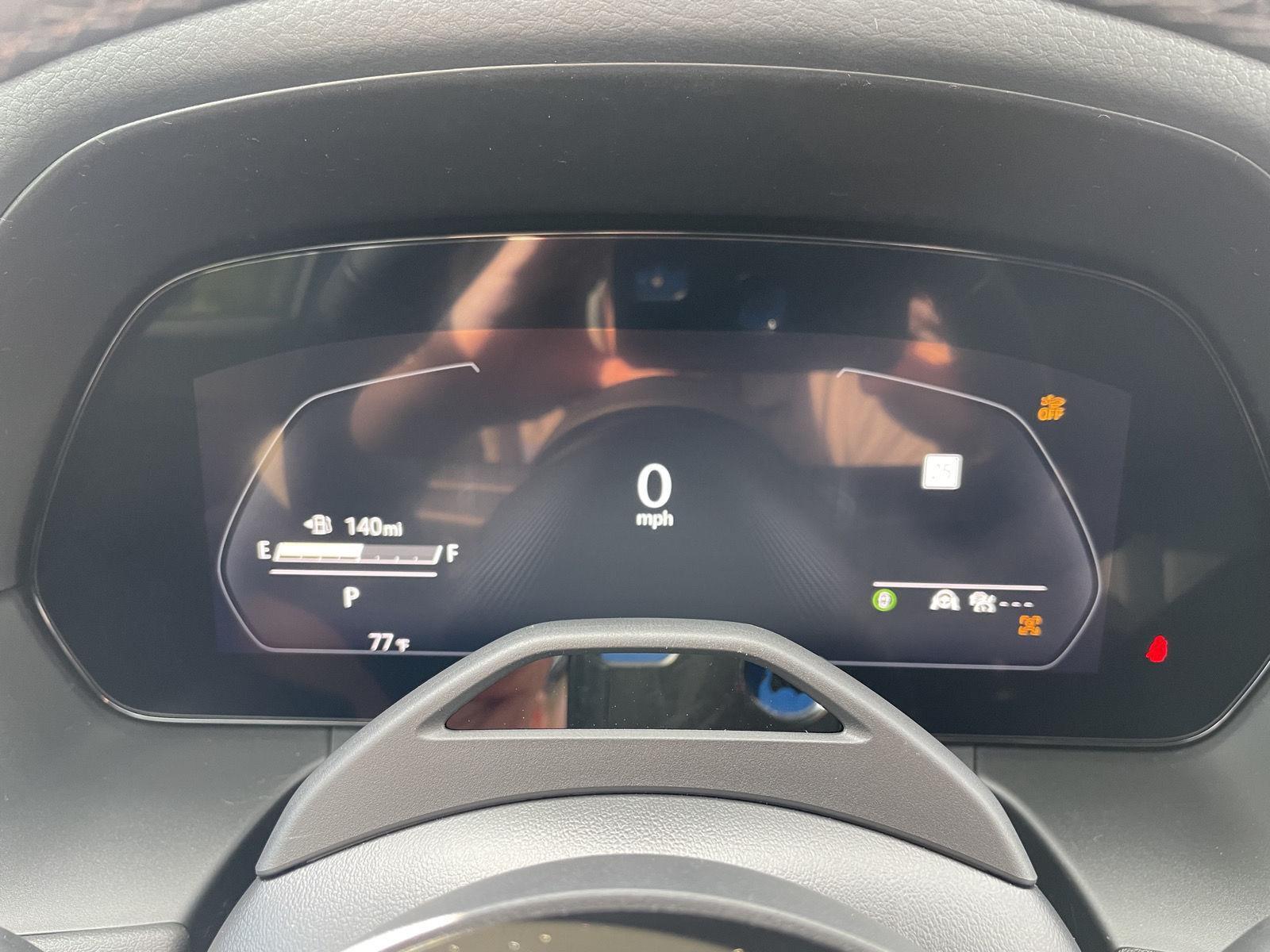 Vehicle photo 14