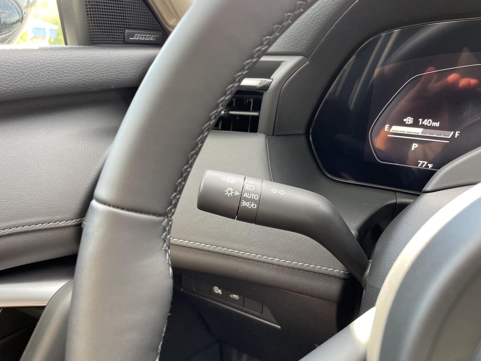 Vehicle photo 15