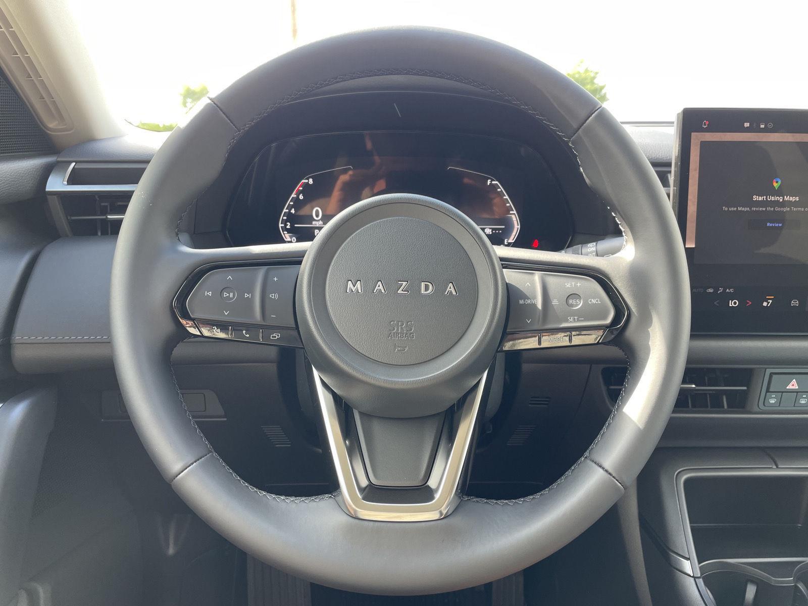 Vehicle photo 11