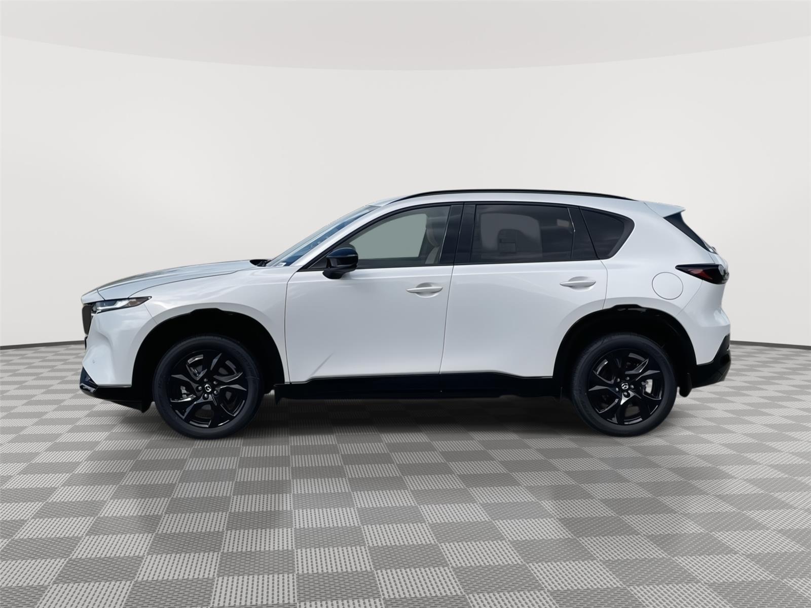 Vehicle photo 2