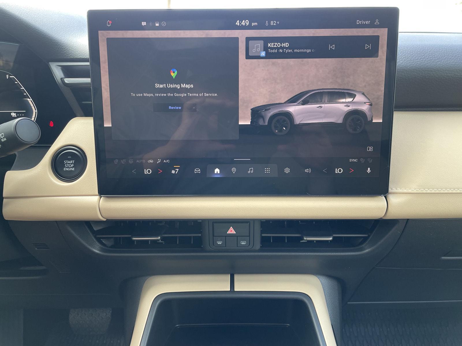 Vehicle photo 23