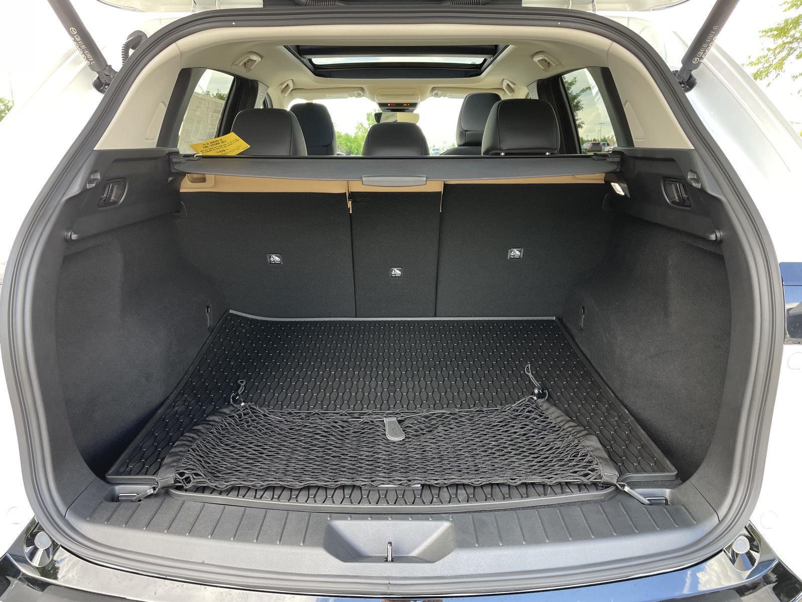 Vehicle photo 34