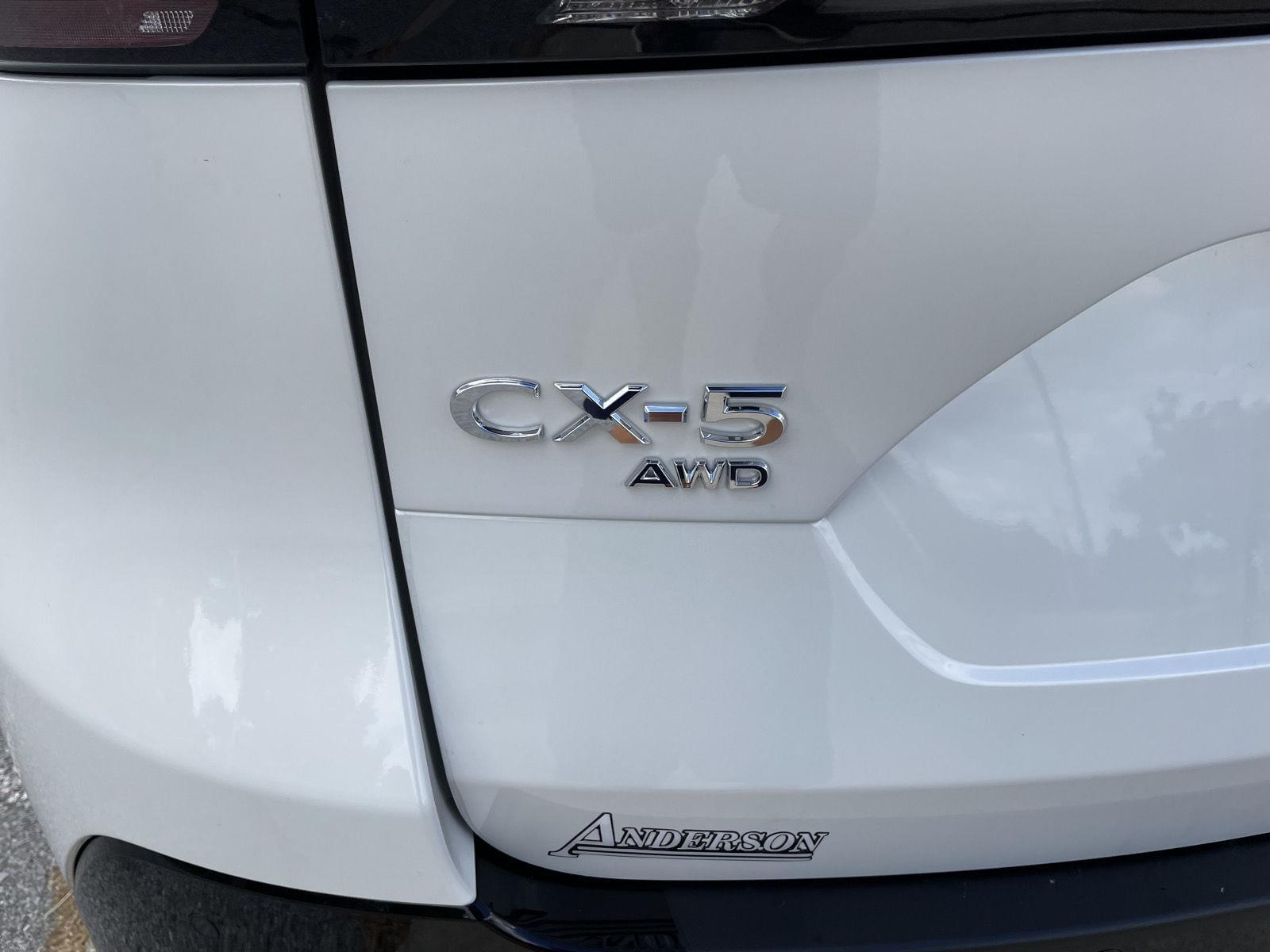 Vehicle photo 36