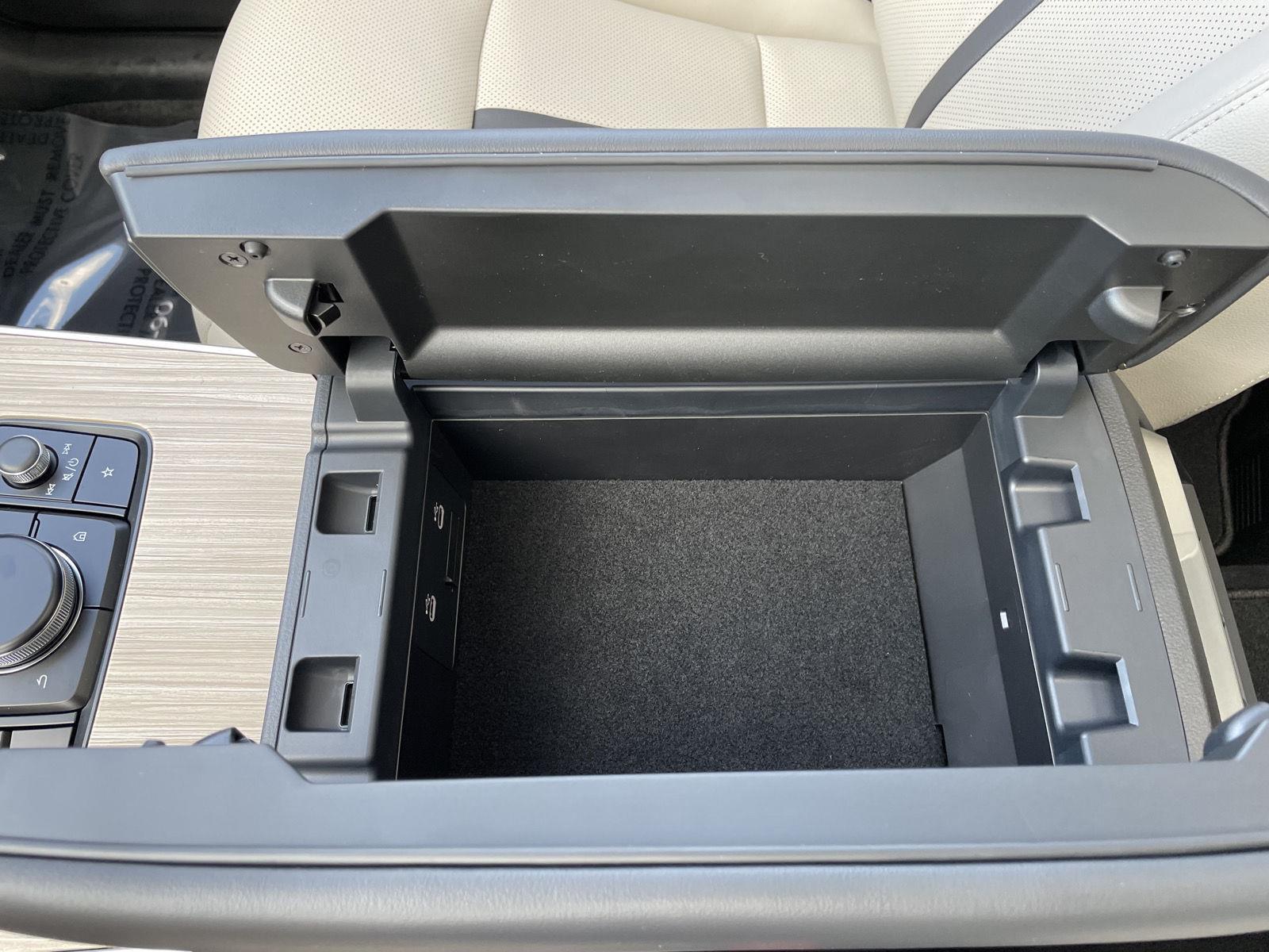Vehicle photo 34