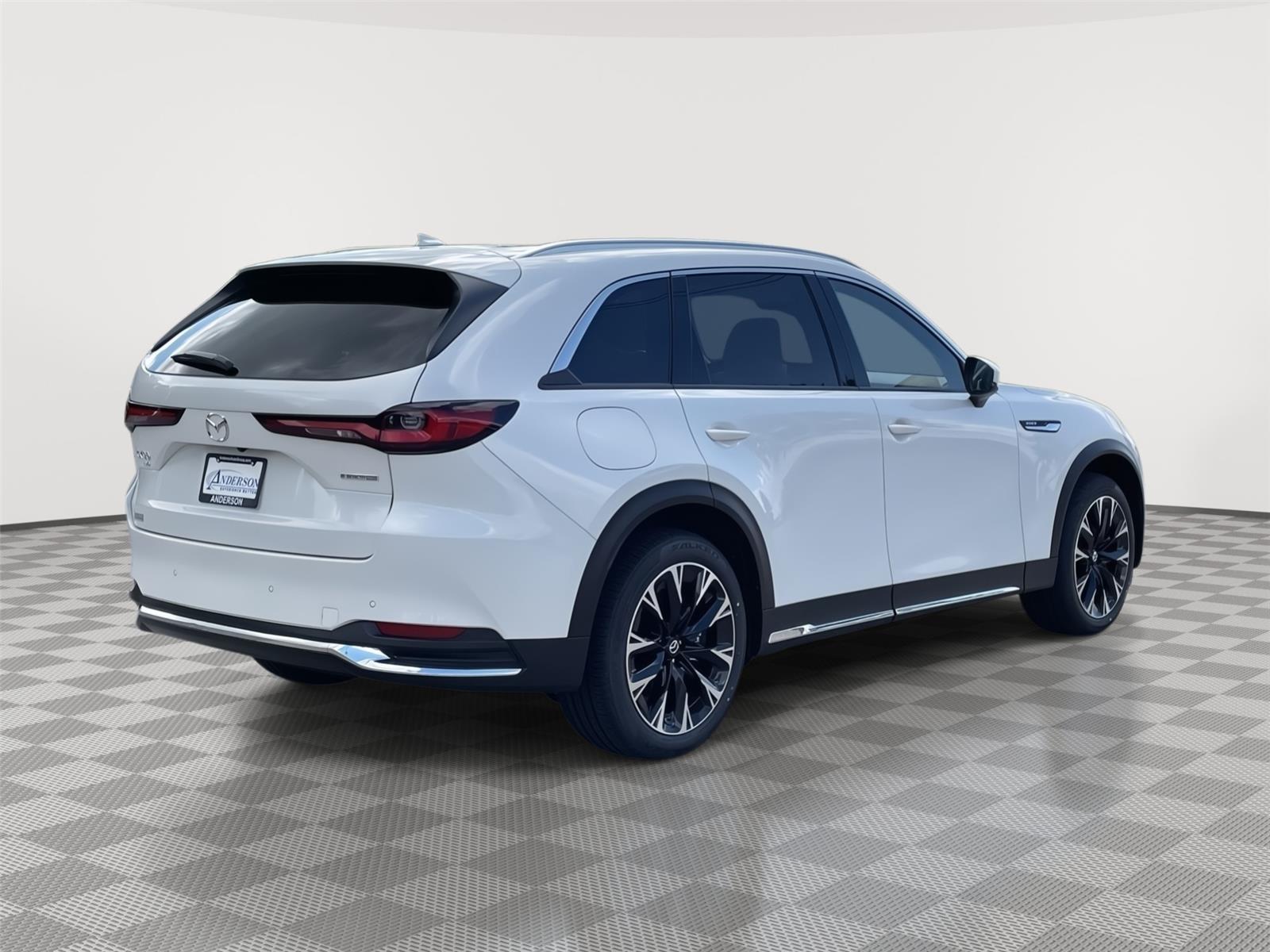 Vehicle photo 7