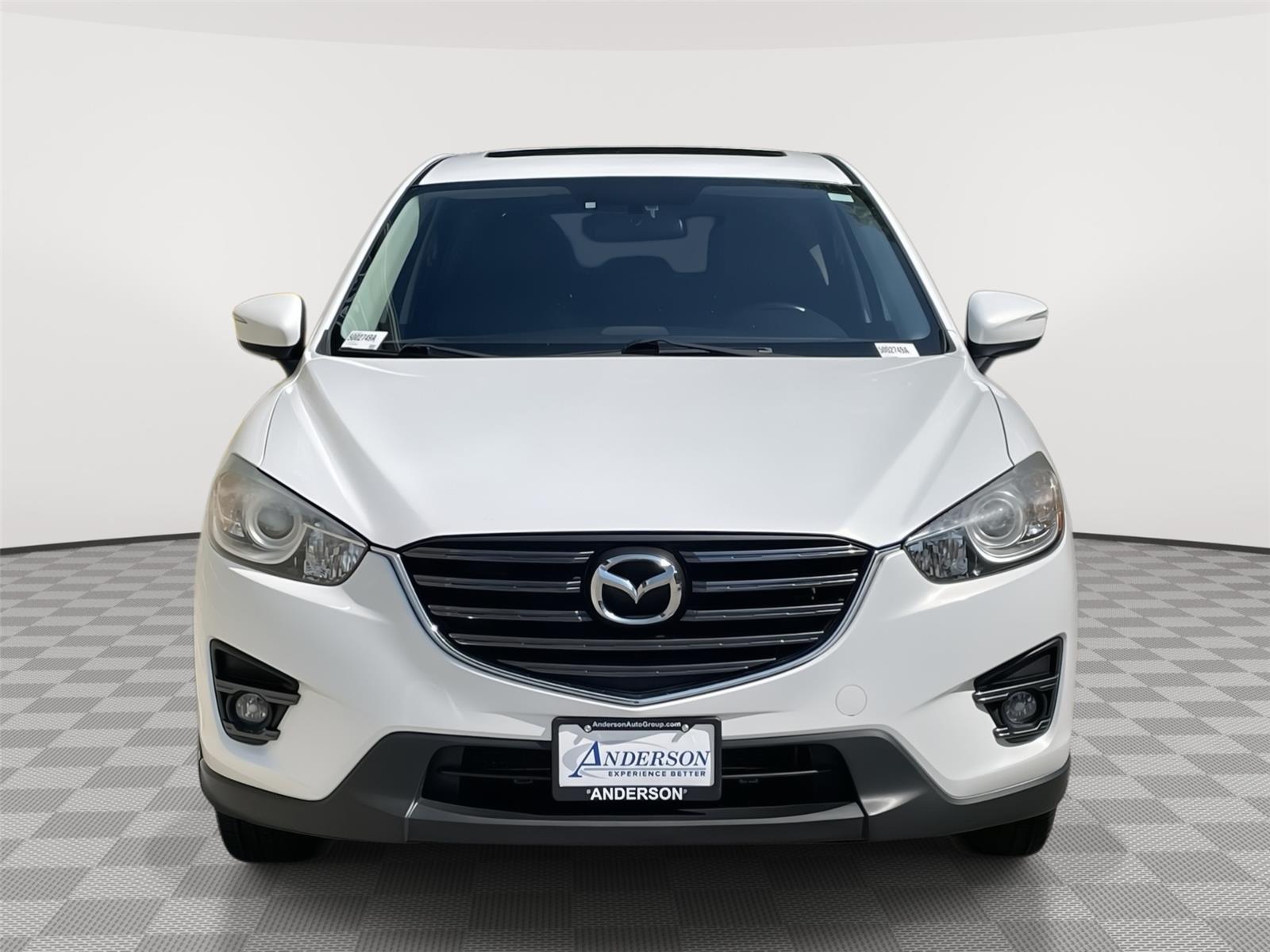 Vehicle photo 4