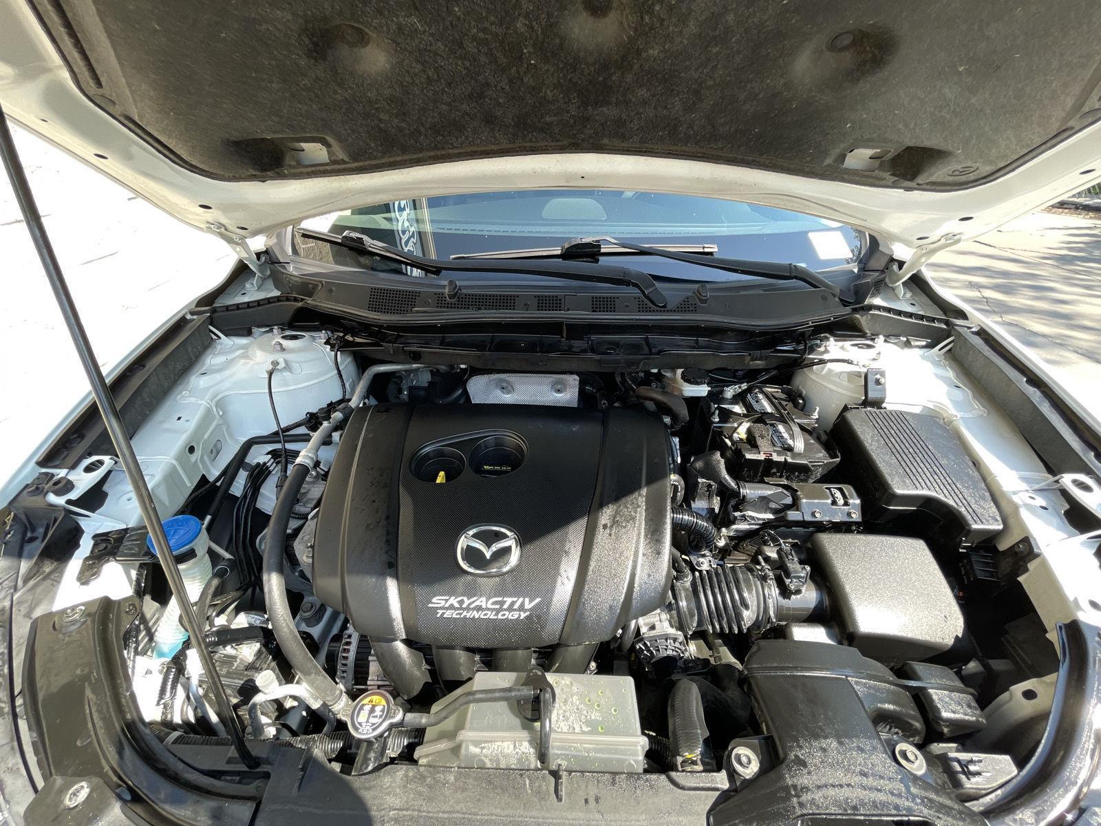 Vehicle photo 33
