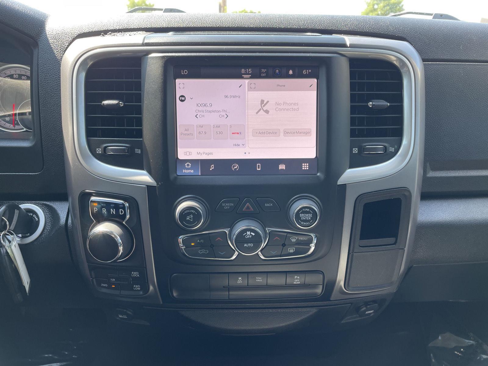 Vehicle photo 22