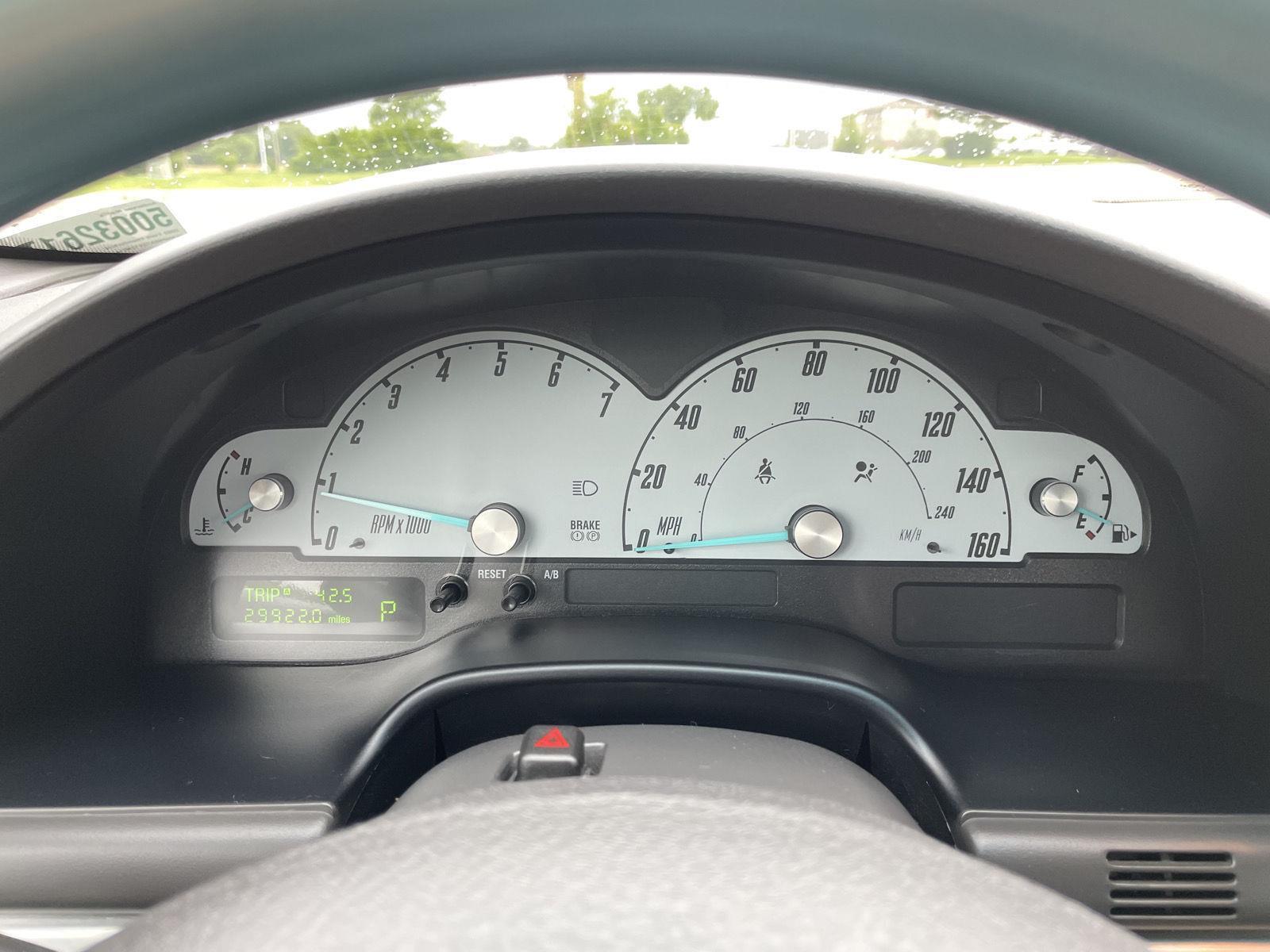 Vehicle photo 15