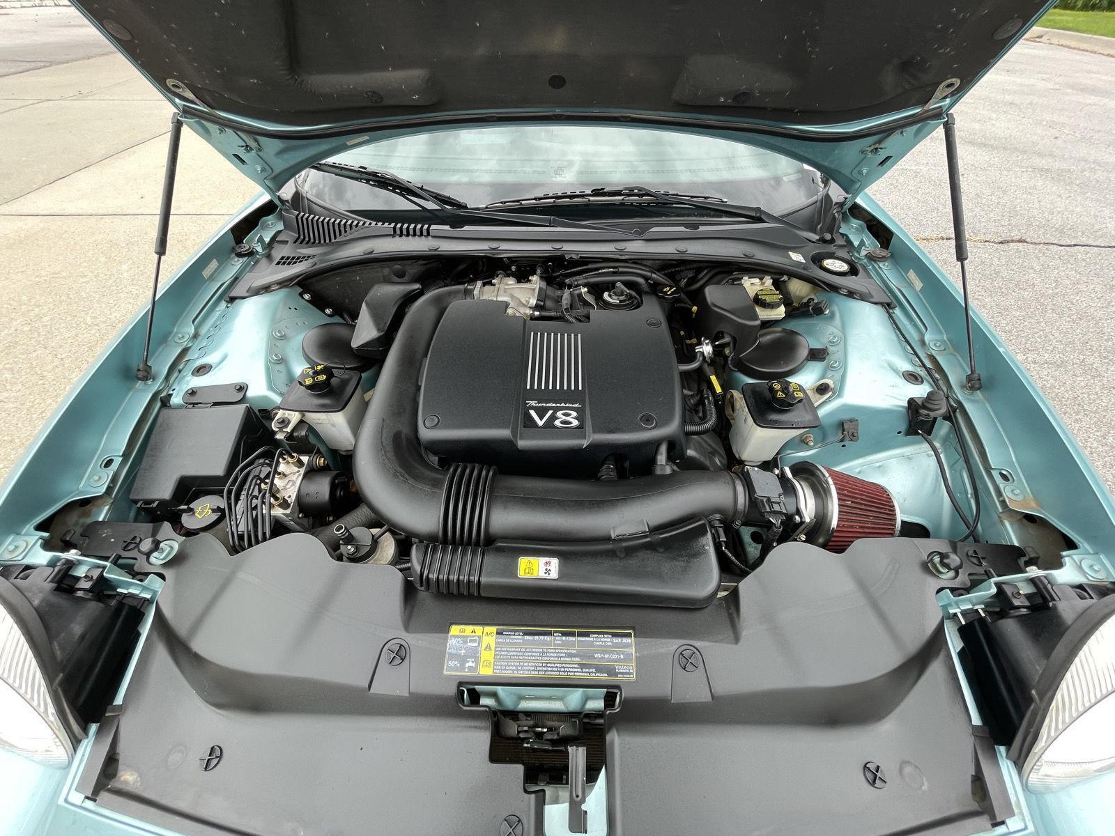 Vehicle photo 30