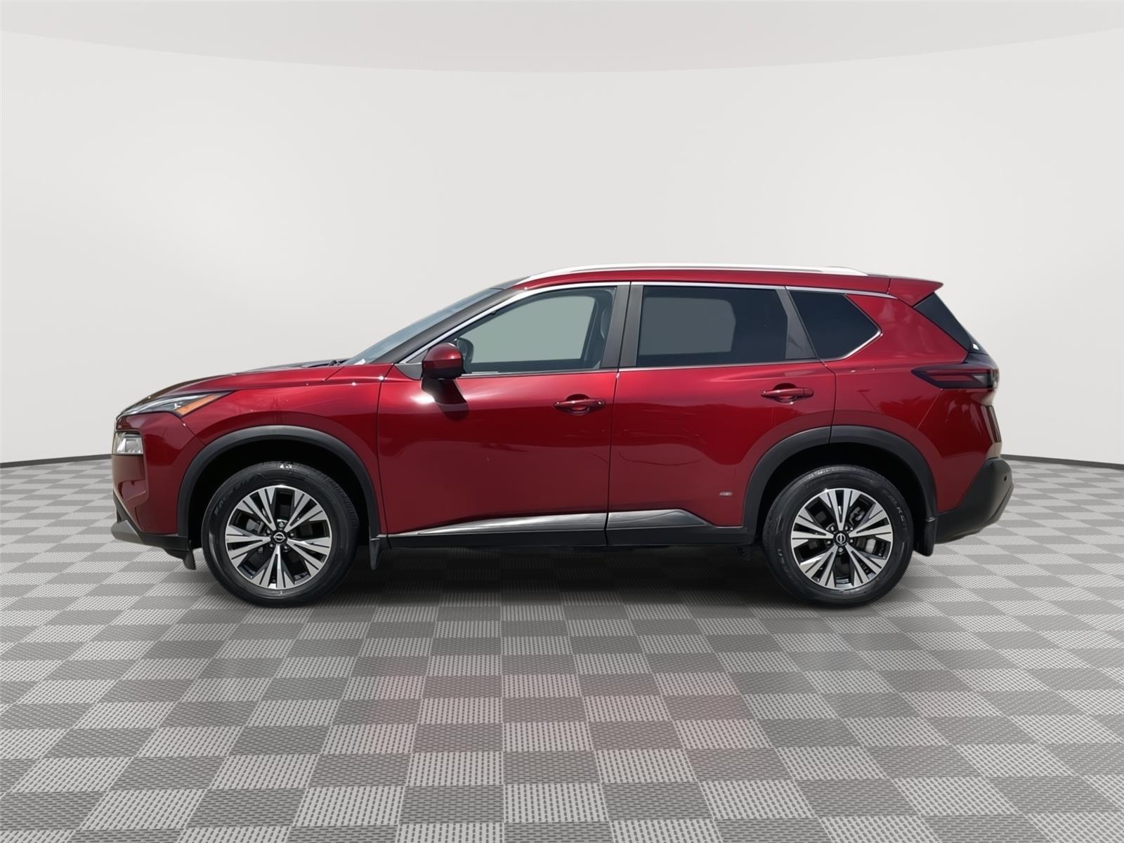 Vehicle photo 2