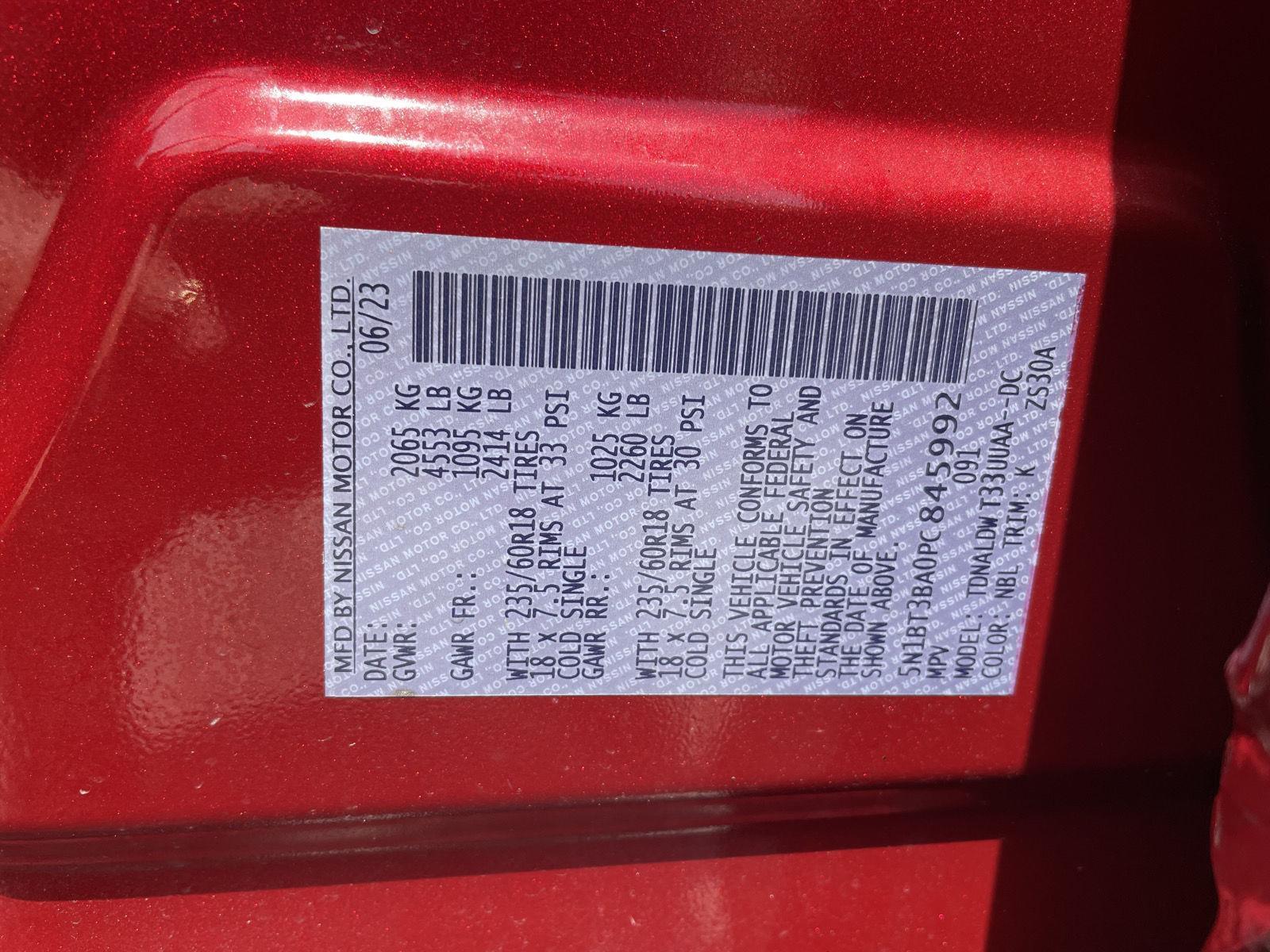 Vehicle photo 34