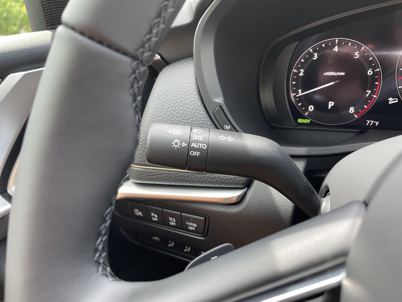 Vehicle photo 15