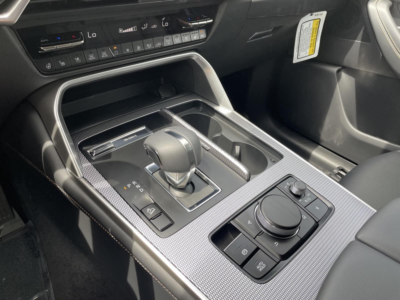 Vehicle photo 31