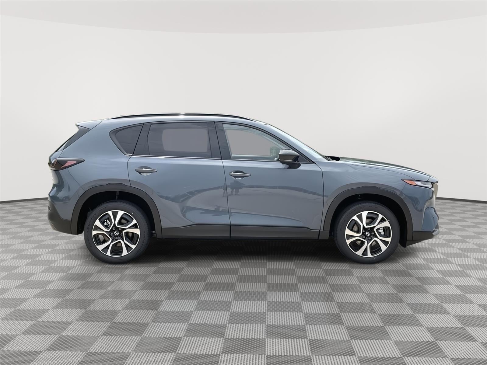 Vehicle photo 6