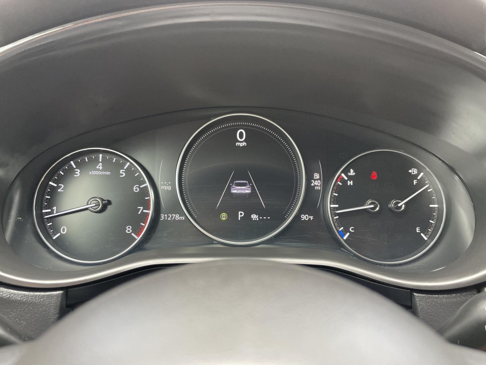 Vehicle photo 15