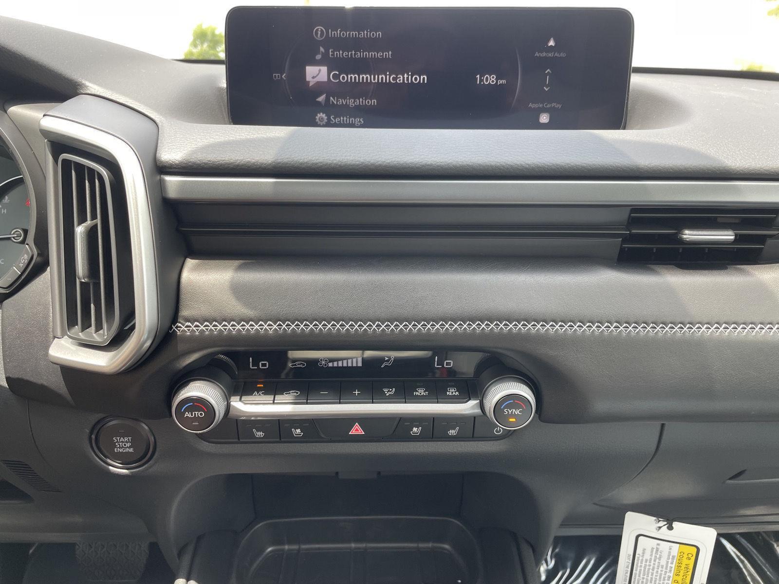 Vehicle photo 22